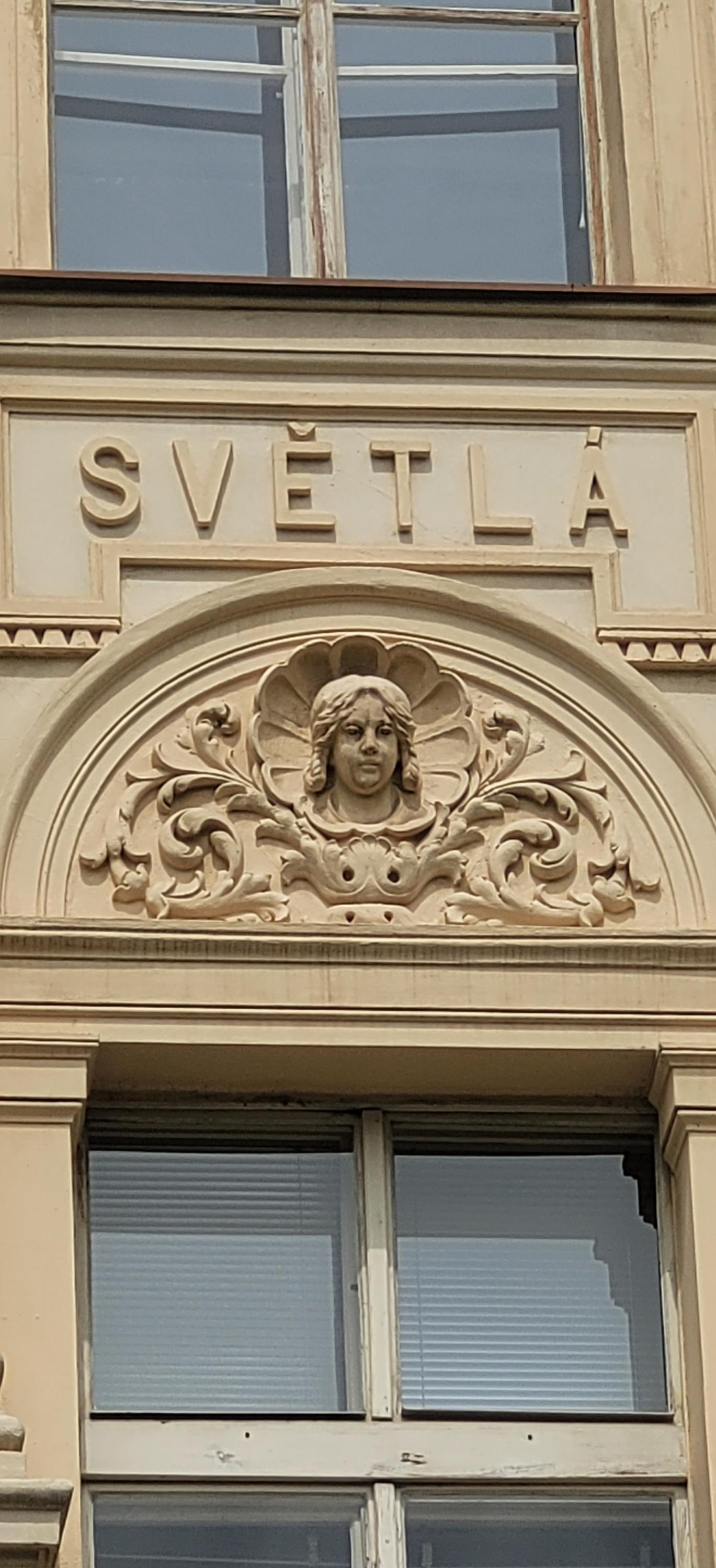 Obchodní akademie Heroldovy sady foto 6