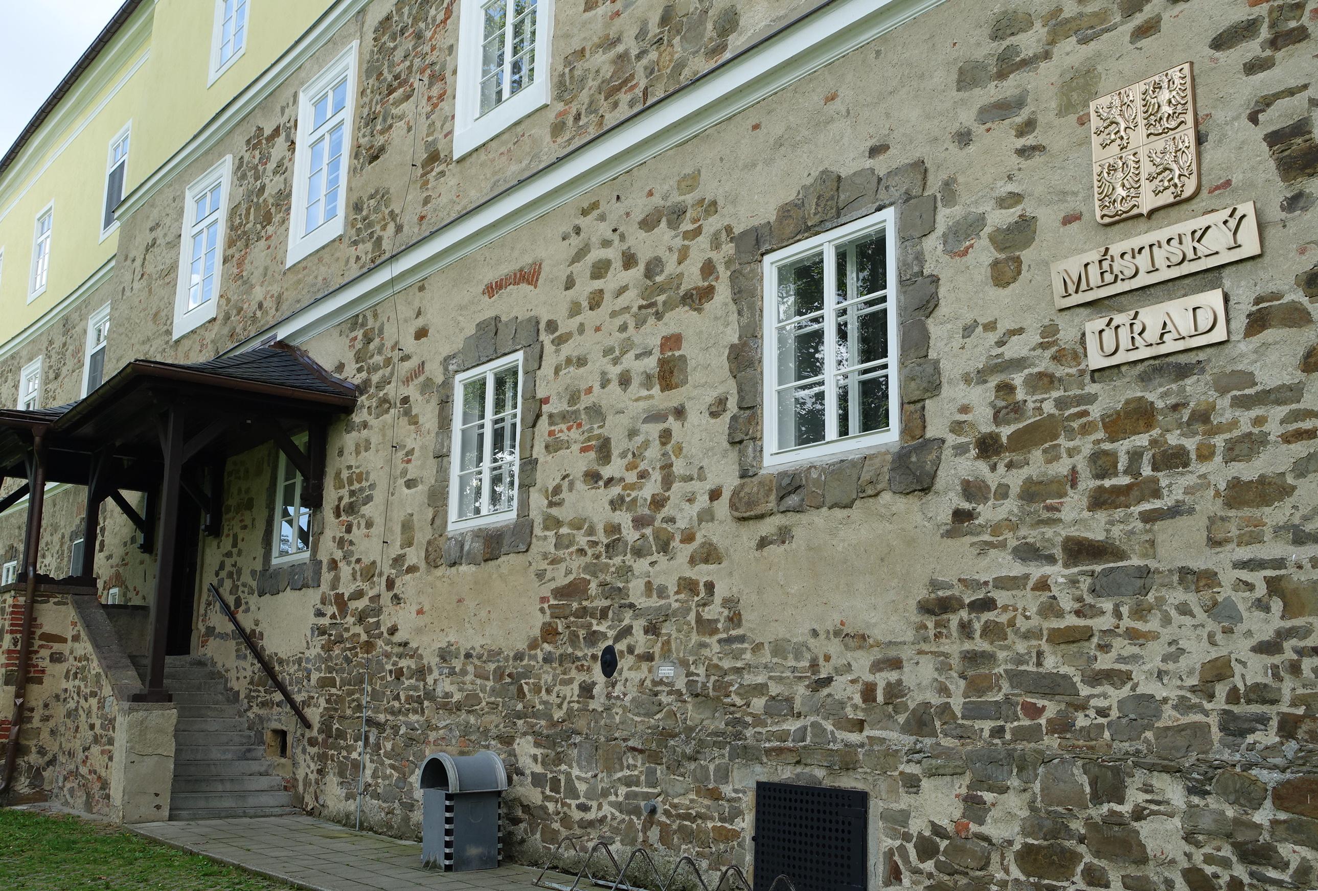 Dolní Benešov - městský úřad foto 3