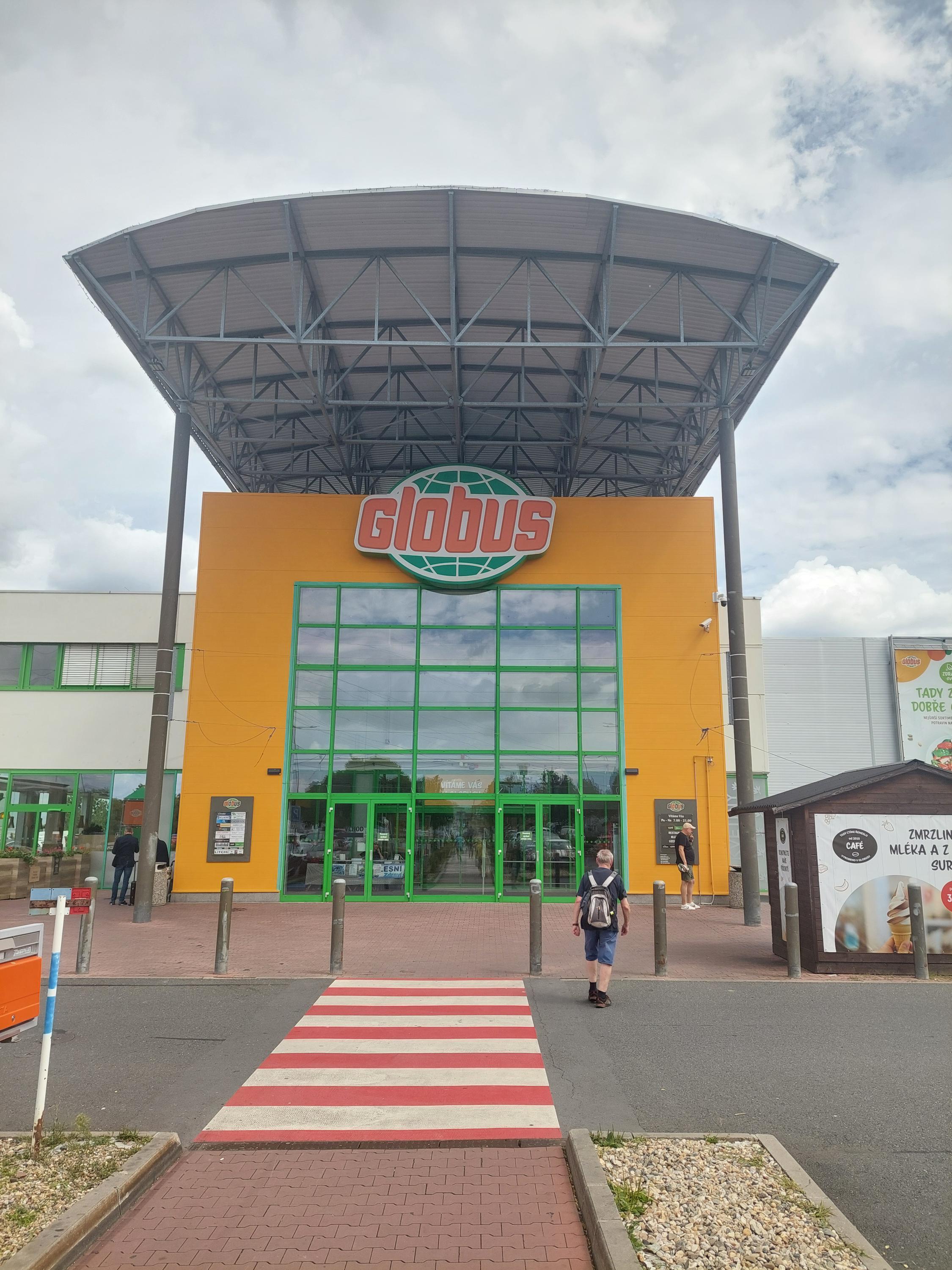 Globus Hypermarket