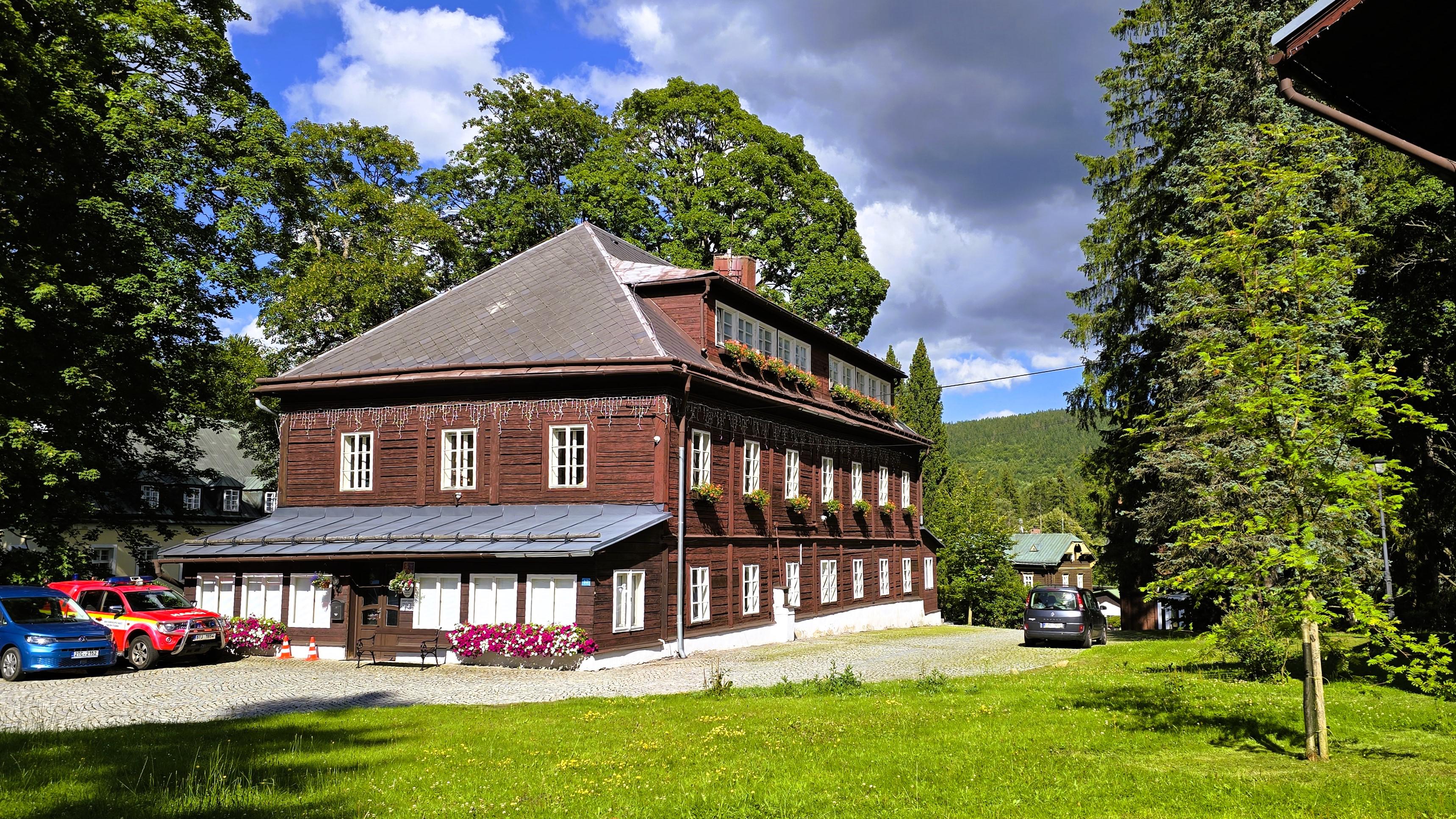 Karlova Studánka - obecní úřad foto 4