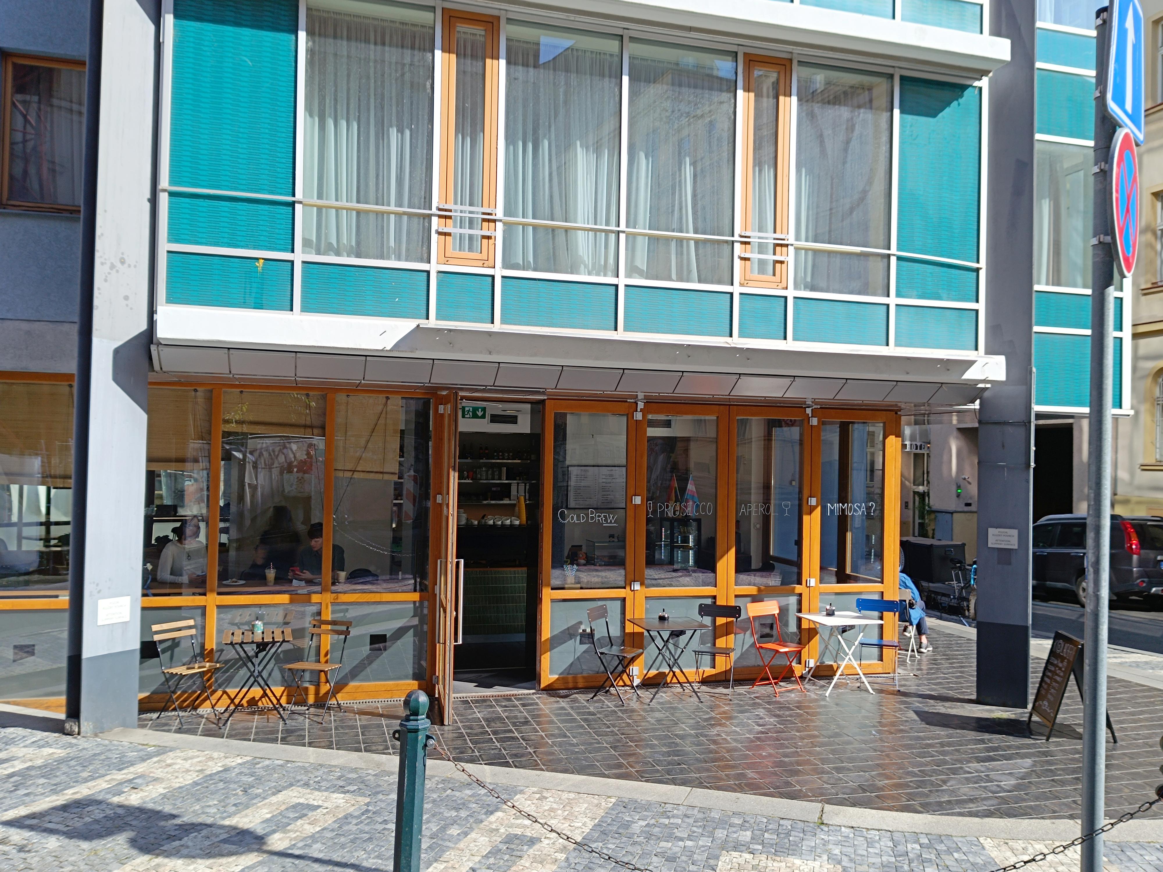 KOLACHERIE Na rybníčku foto 2