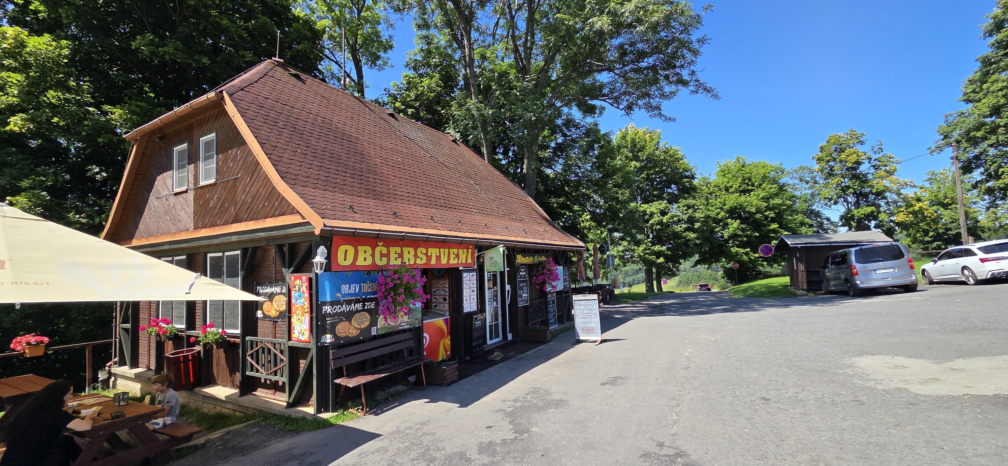 Obří sud - kiosek foto 5