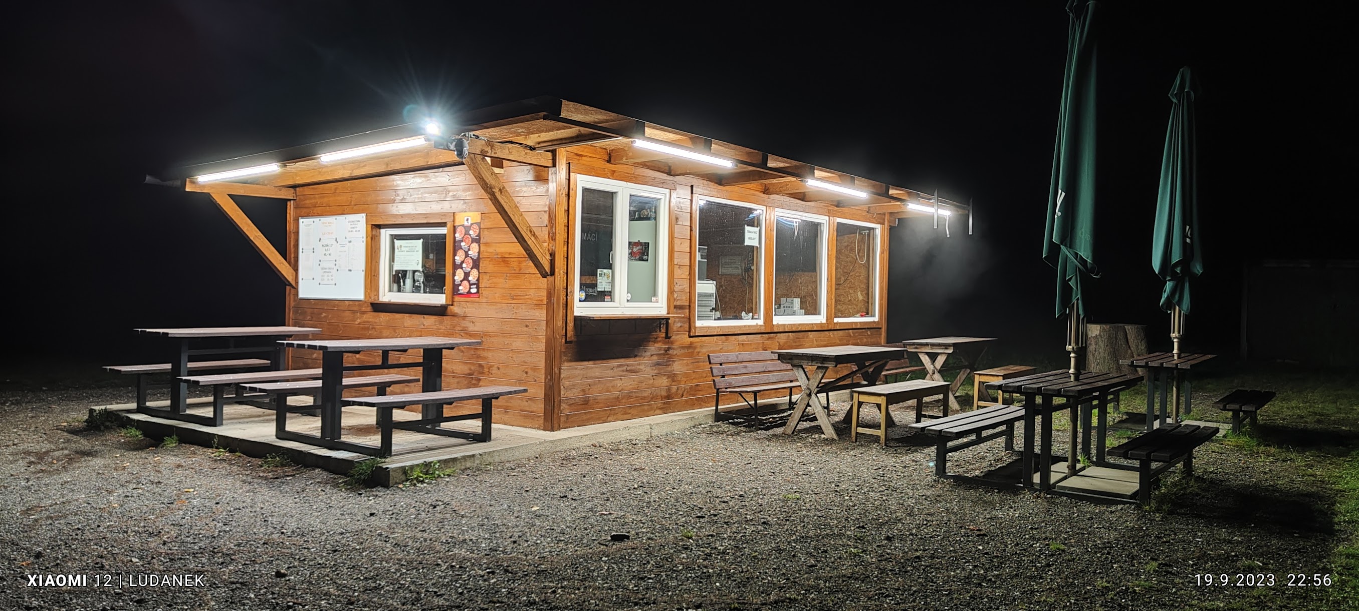 Občerstvení U LuDANka Na hřišti foto 3