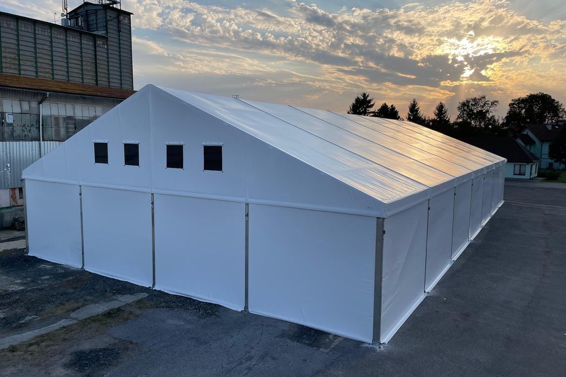 Výroba plachtových hal