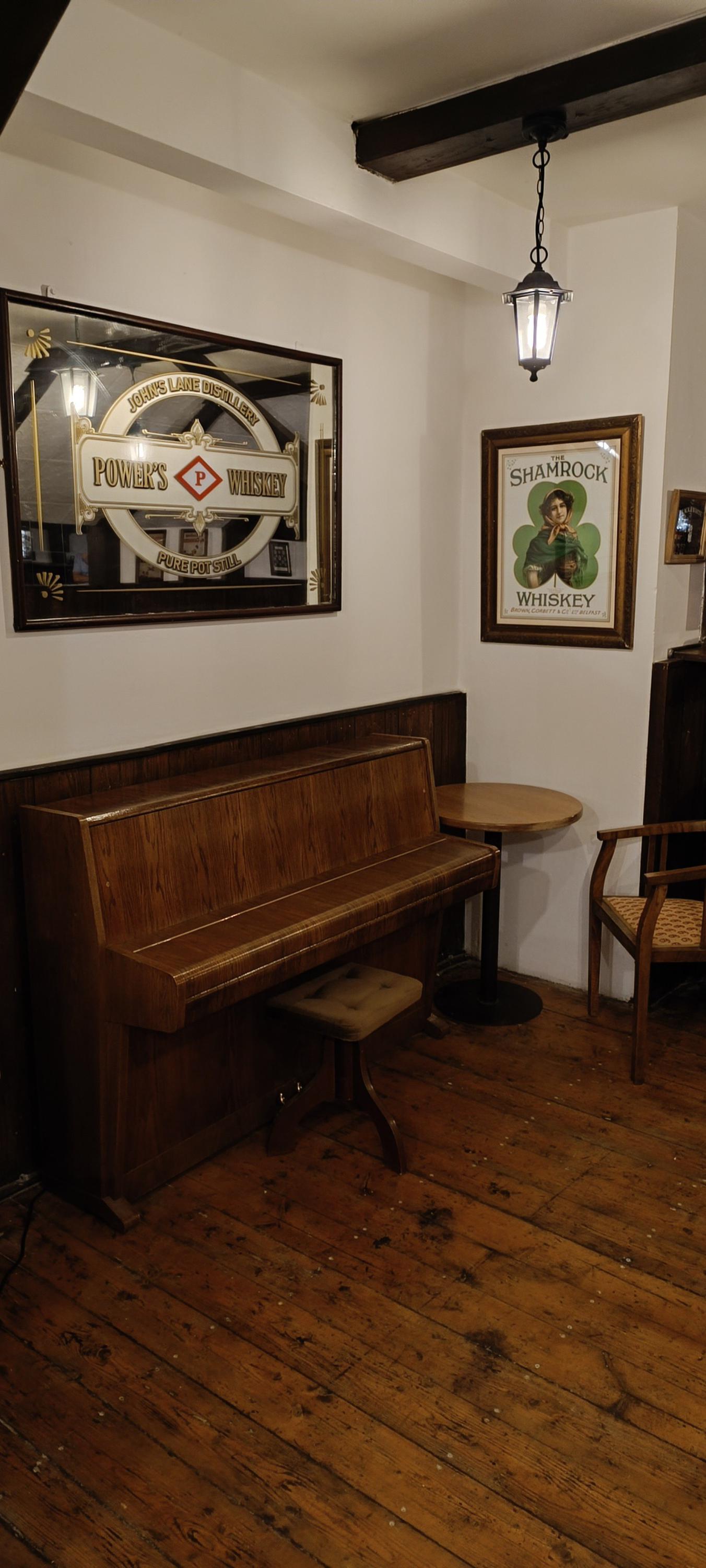 Fado irish pub - irska hospoda foto 2