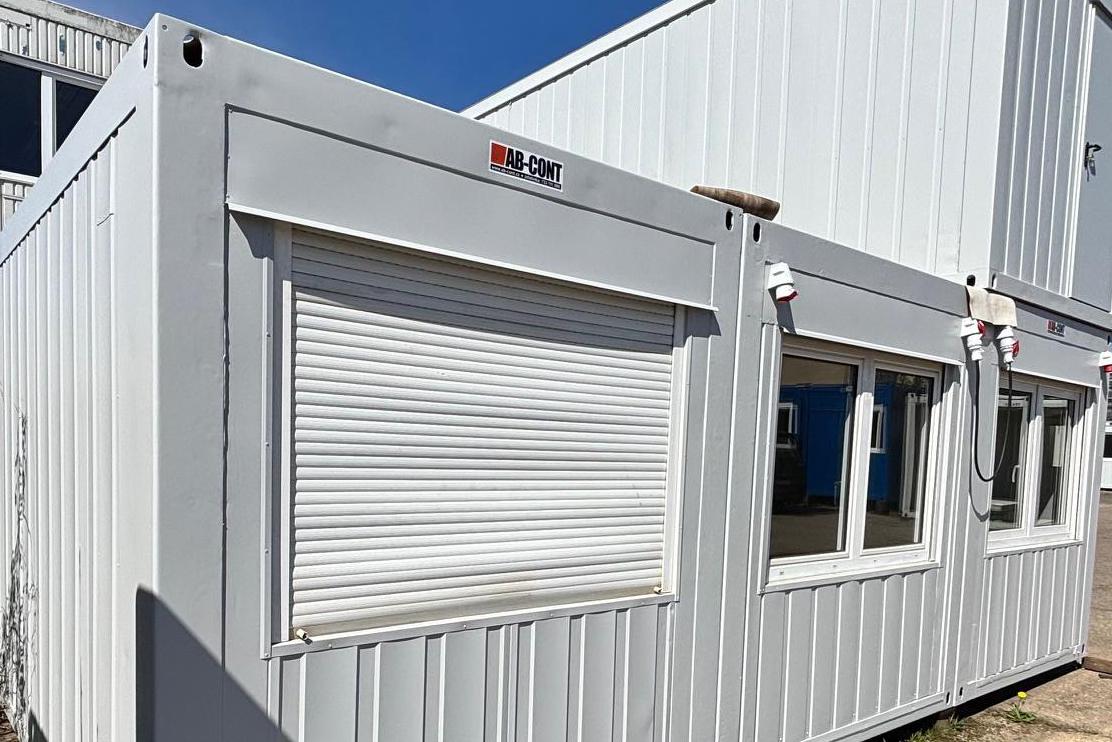 BAZAR kontejnerů a buněk