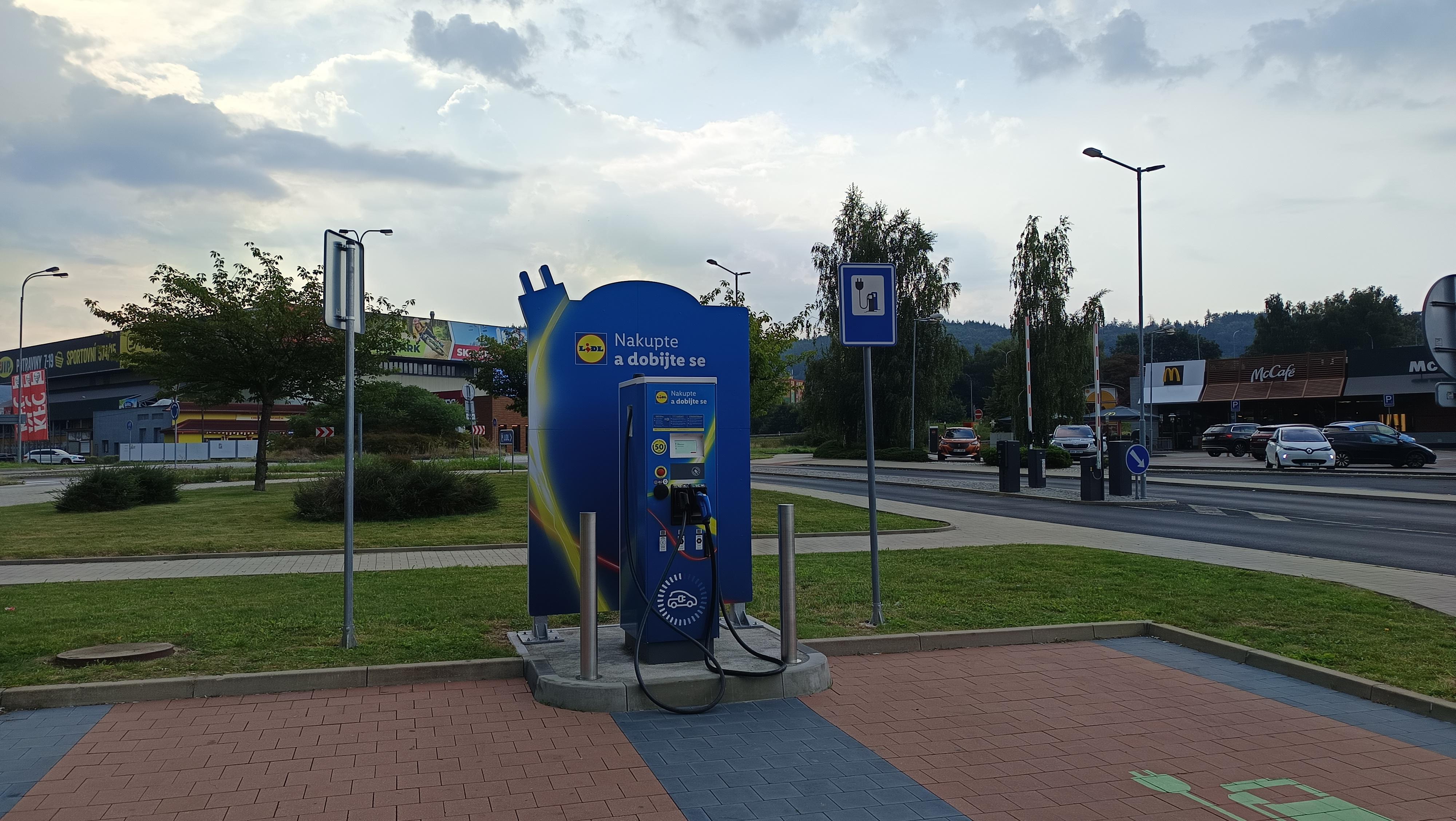 Nabíjecí stanice Lidl