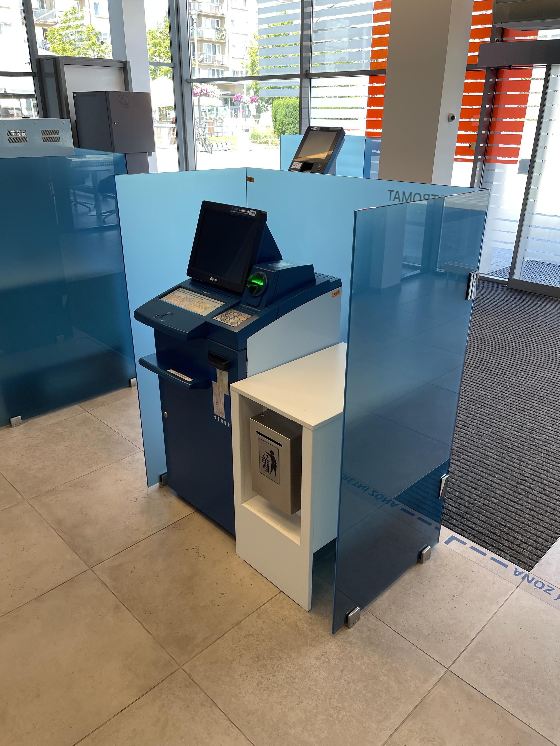 Platbomat České spořitelny foto 3