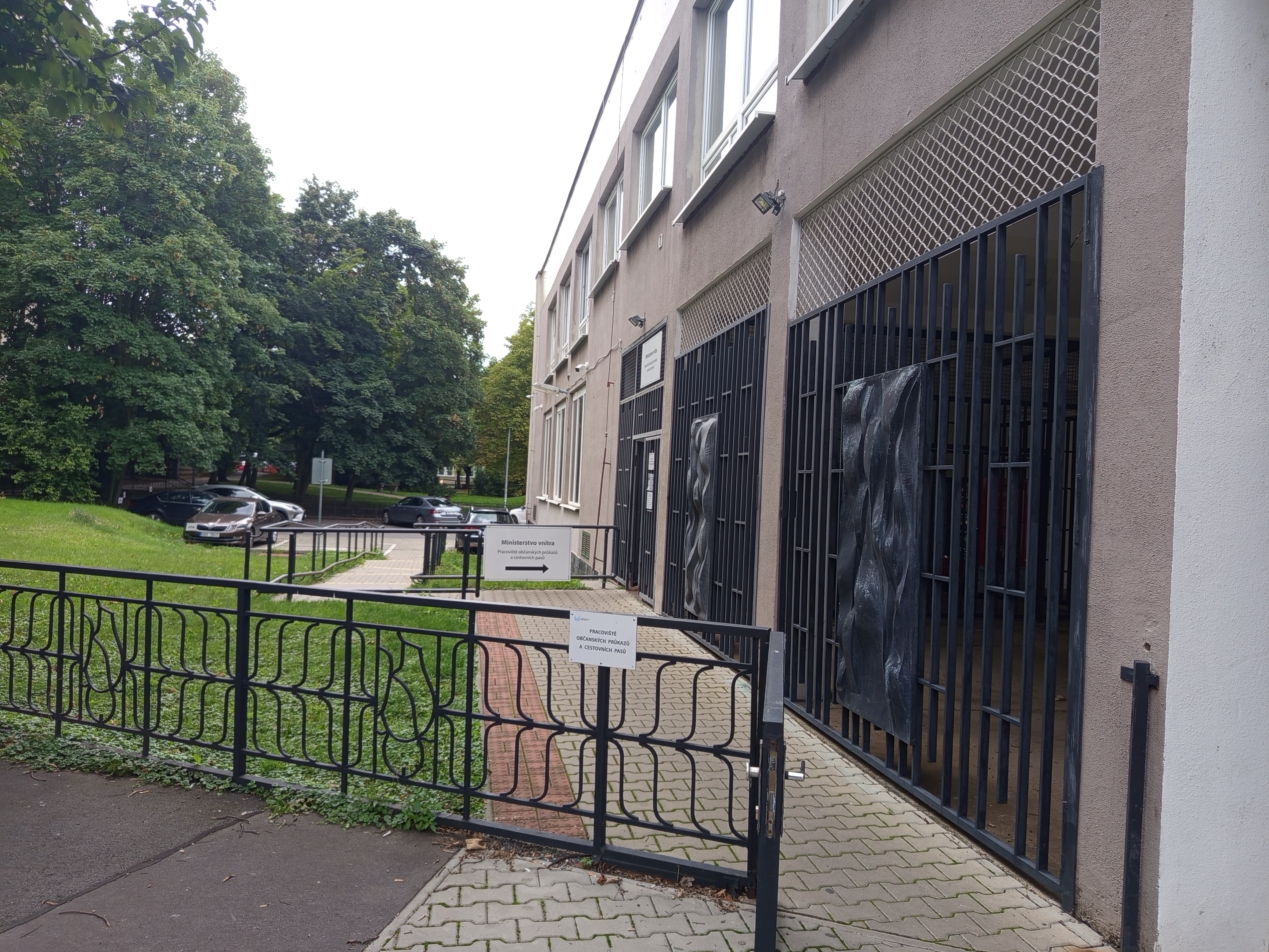 Ministerstvo vnitra - Pracoviště občanských průkazů a cestovních pasů