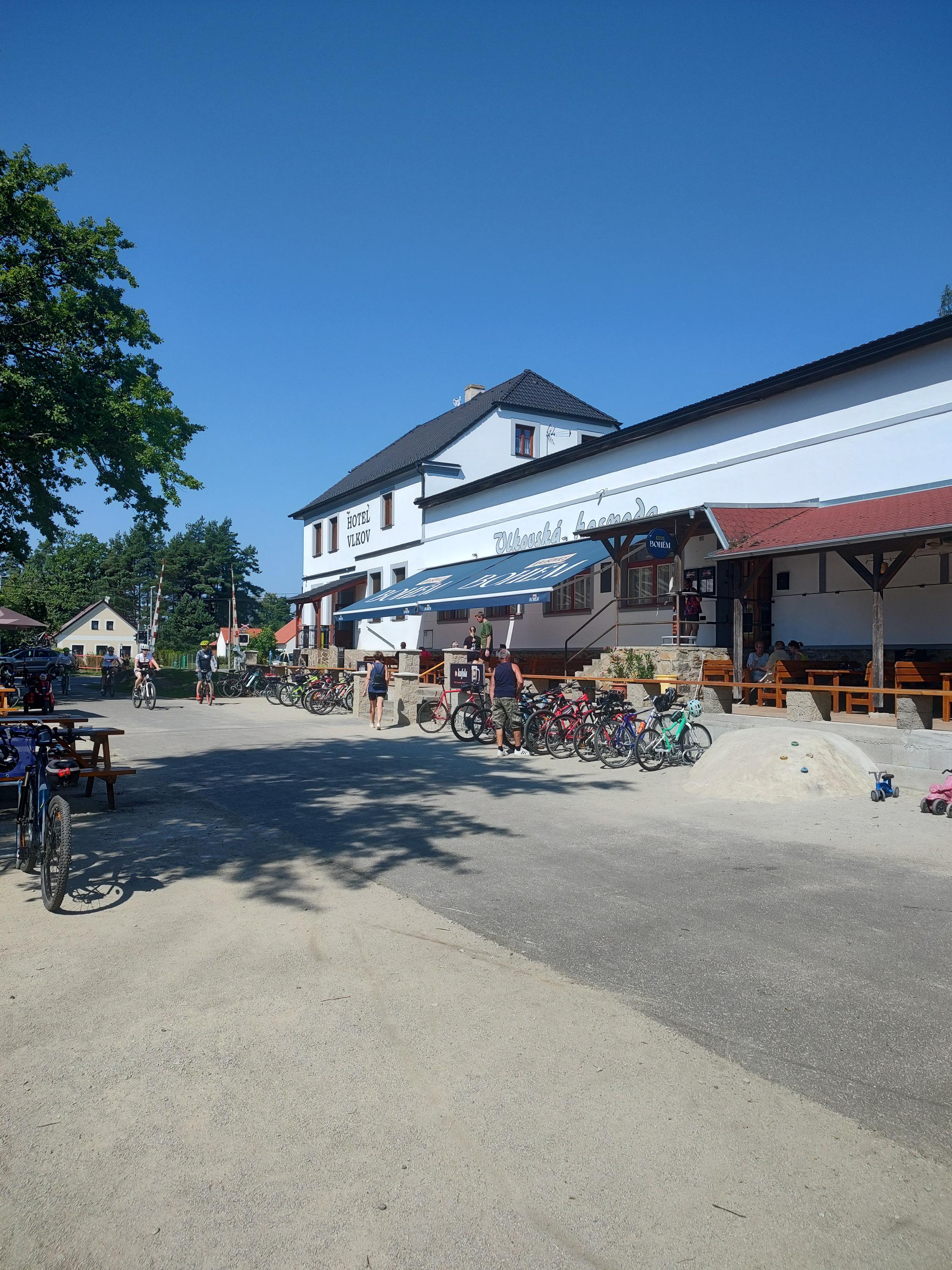 Vlkov - obecní úřad foto 4