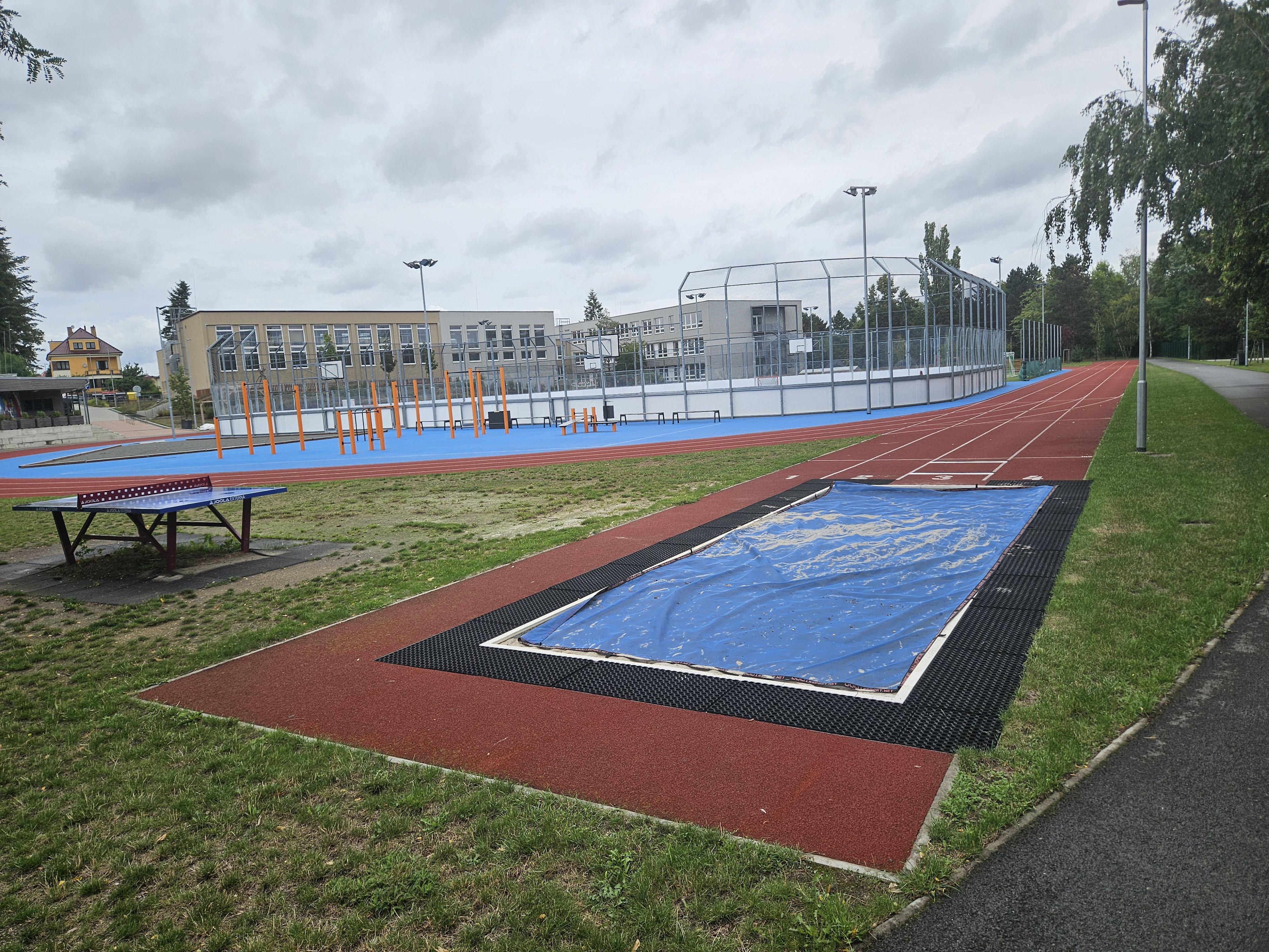 Sportoviště Nad Parkem