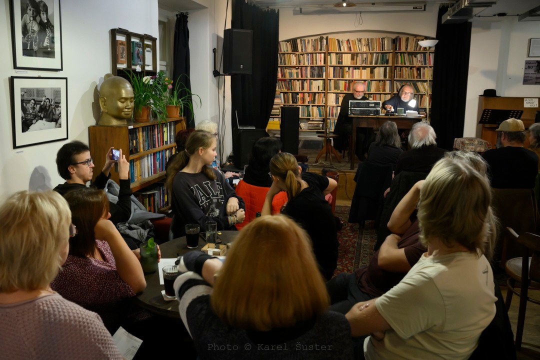 Čítárna Unijazz foto 2