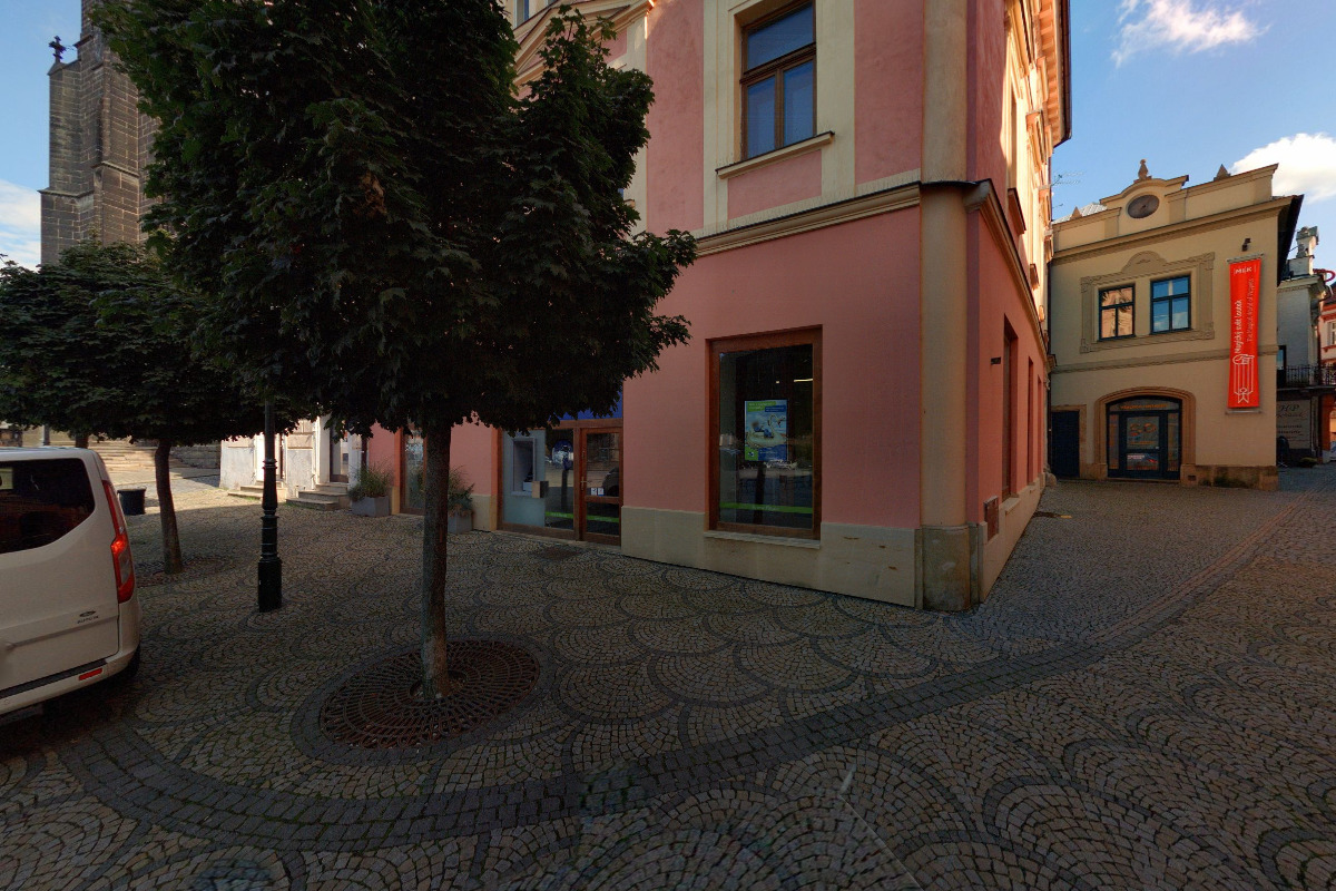 Fio banka - bankomat i vkladomat foto 6