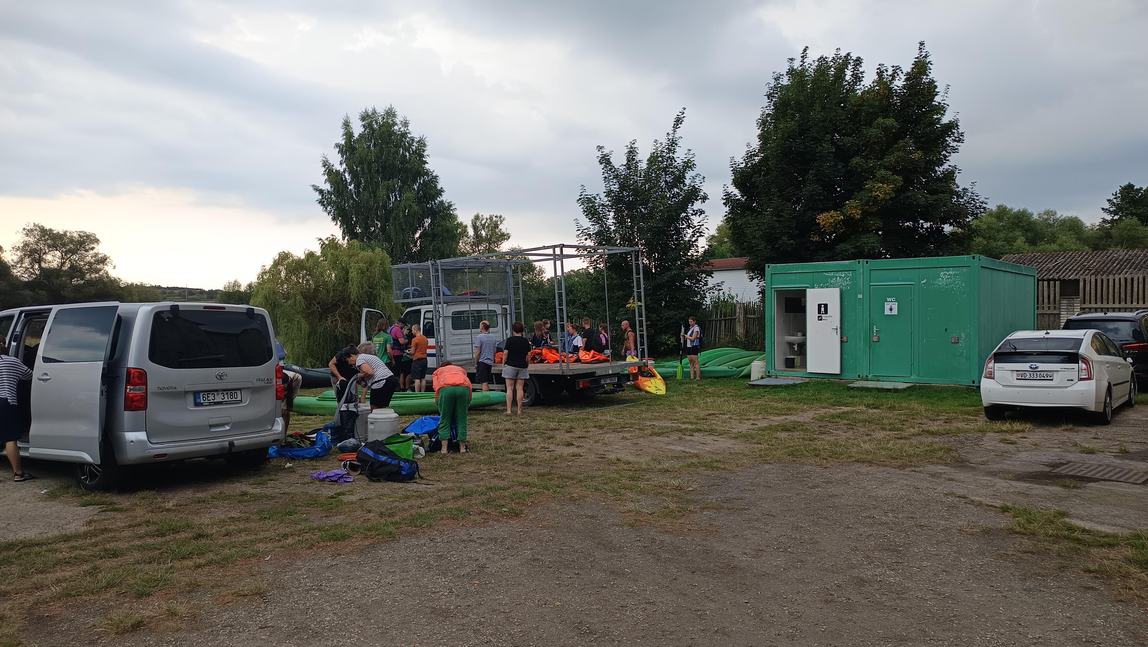 Půjčovna lodí Leština foto 6