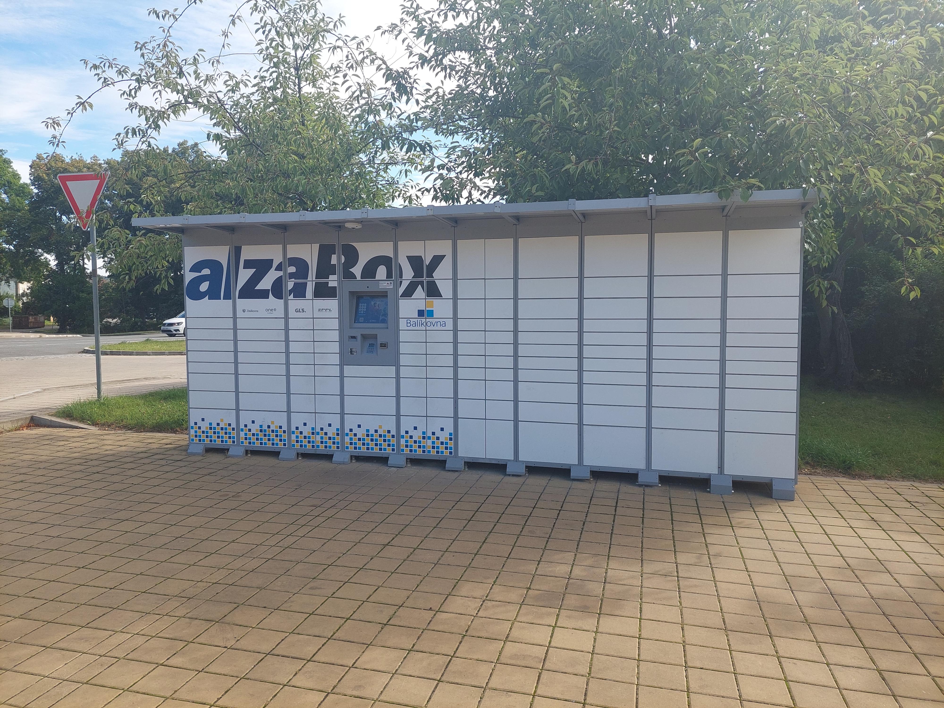AlzaBox