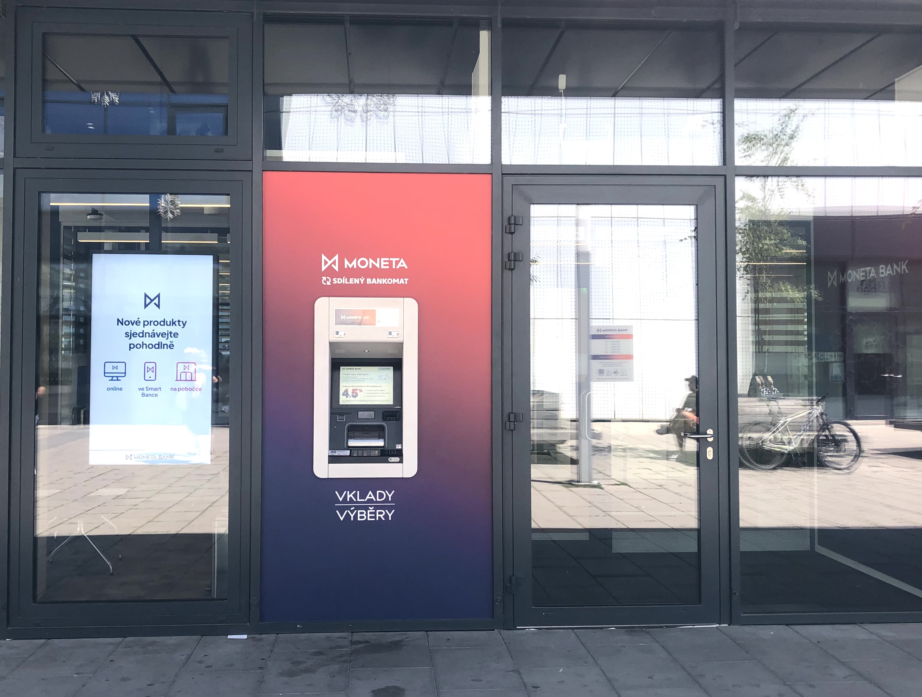 Bankomat MONETA Money Bank vkladový foto 2