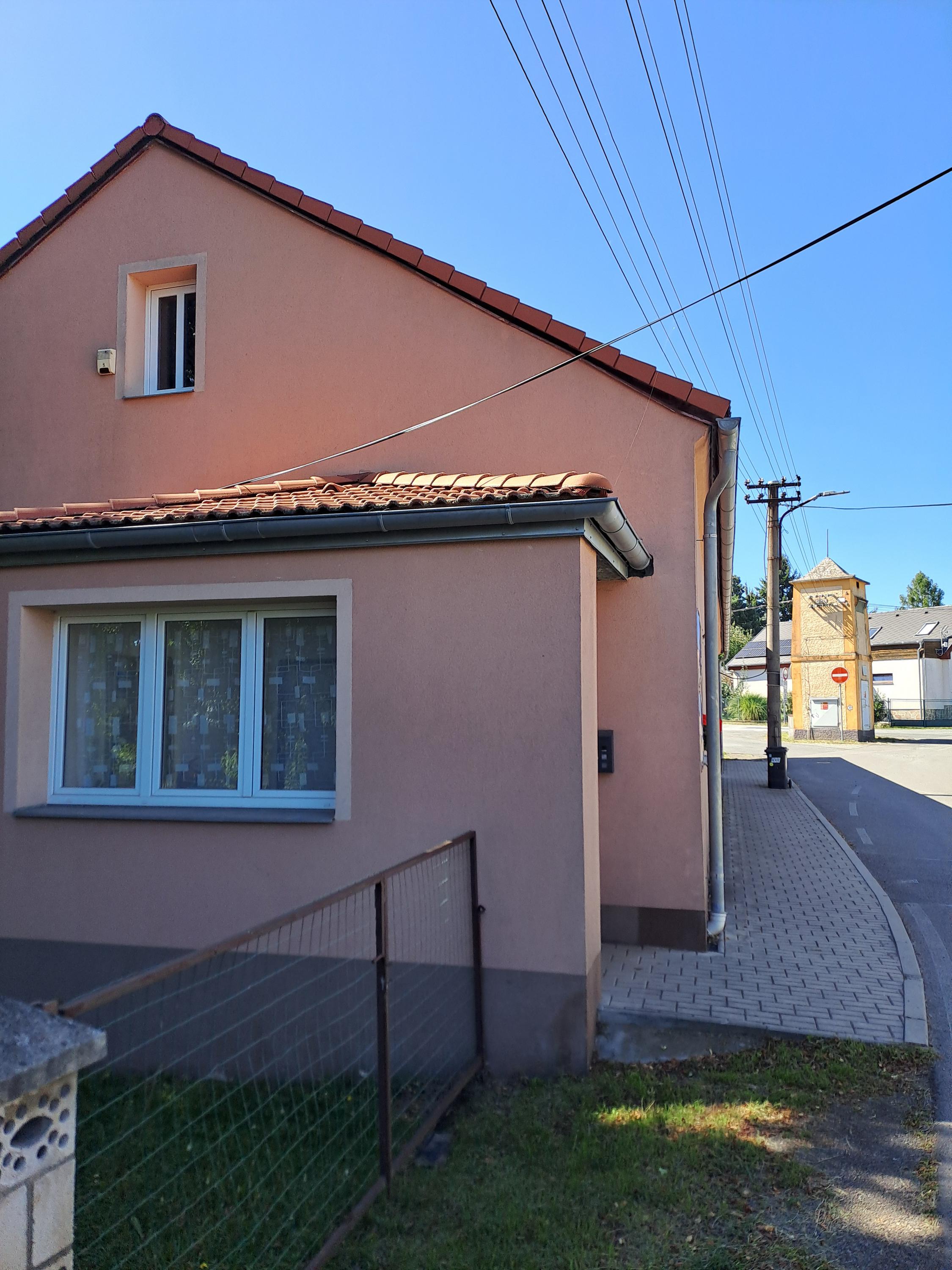 Hvozdec - obecní úřad foto 2