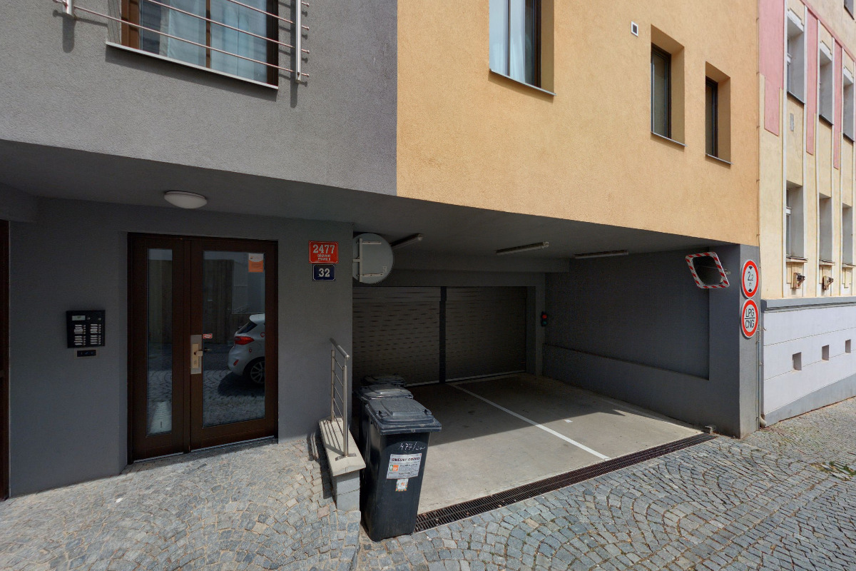 Mgr. Vladimír Nyč, advokát