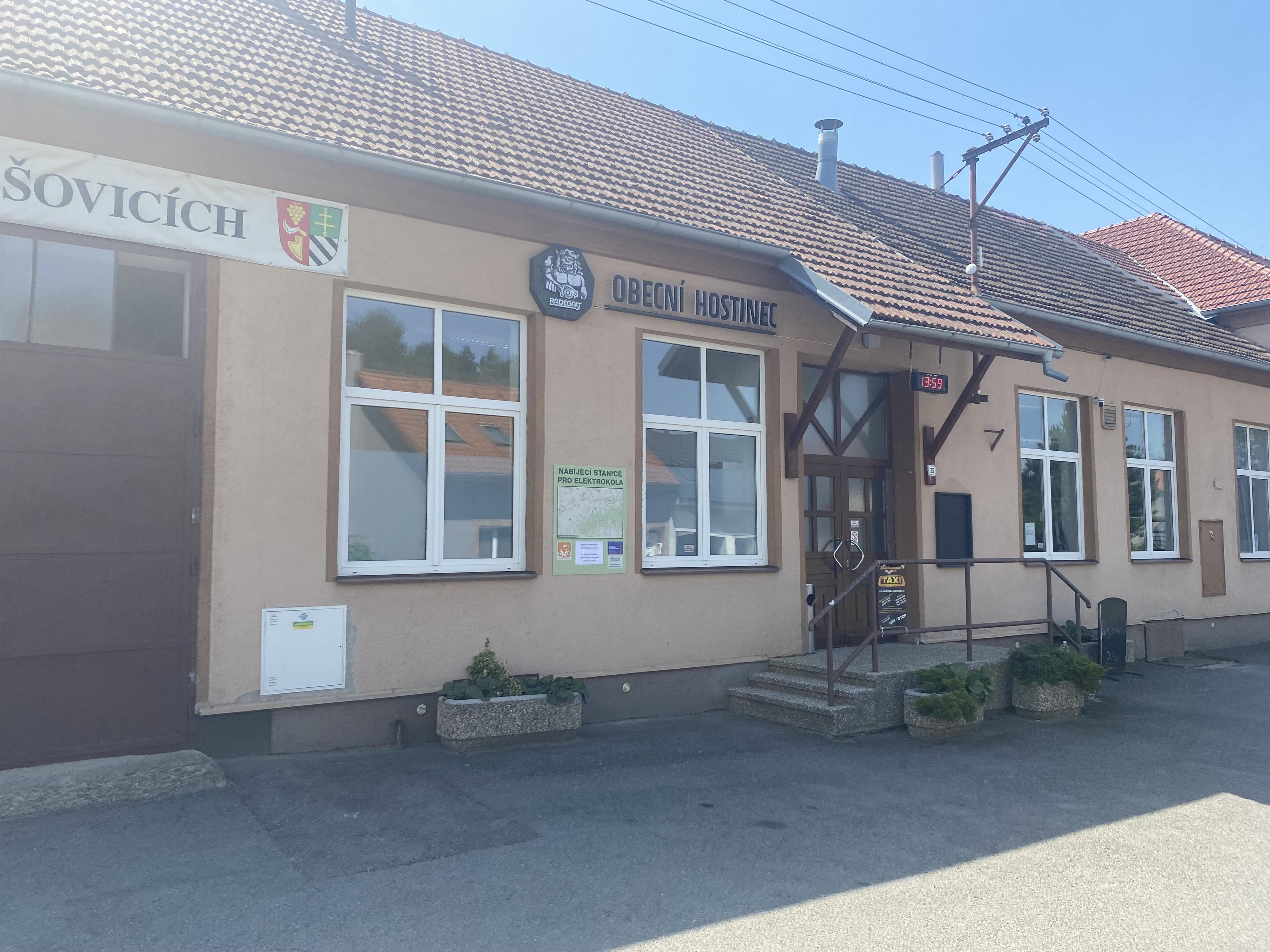 Obecní hostinec foto 2