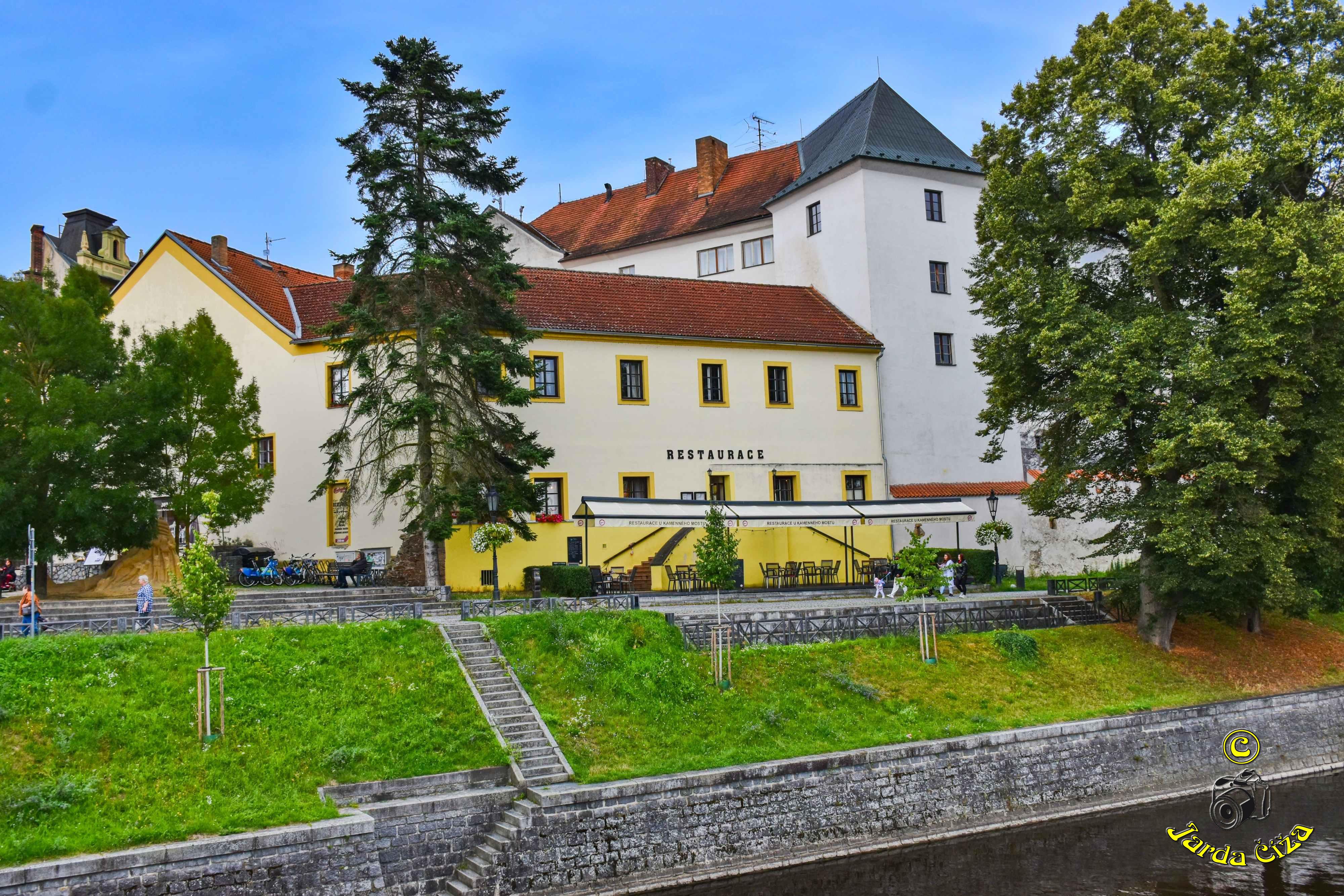 Restaurace u Kamenného mostu foto 3