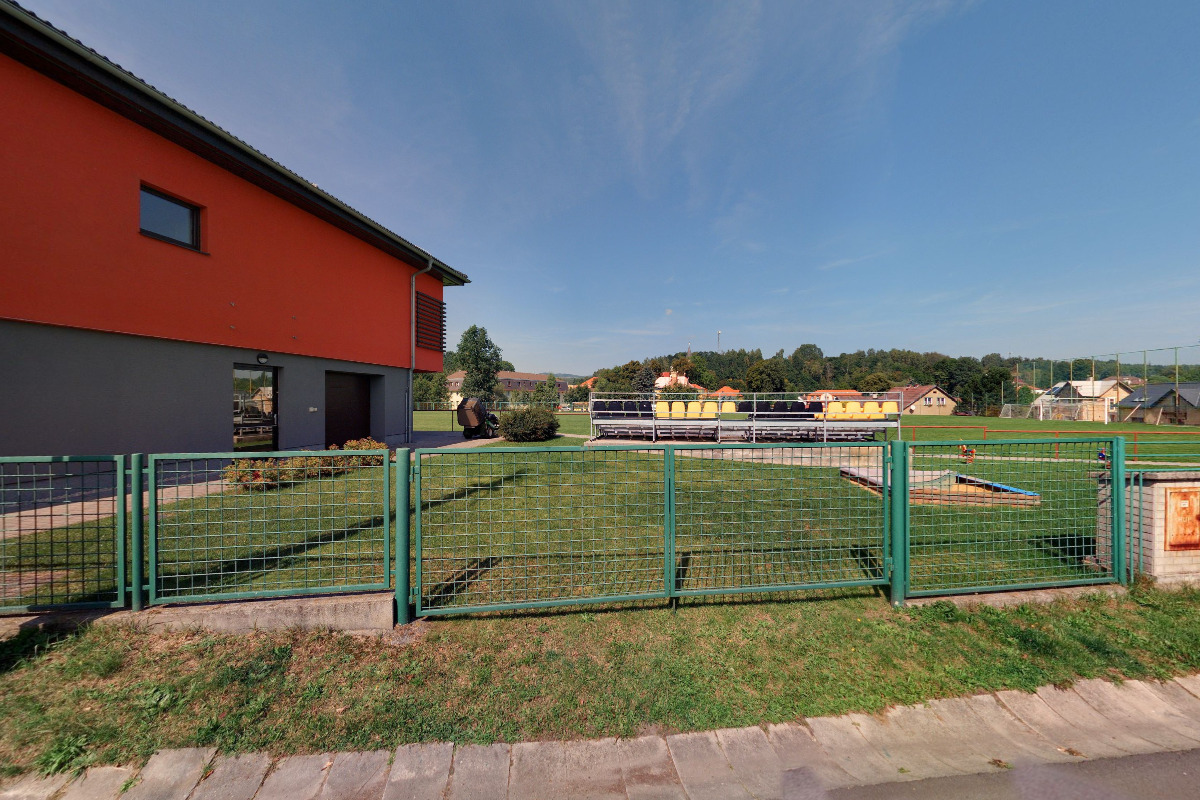 Nabíjecí stanice pro elektrokola a mobilní zařízení foto 2