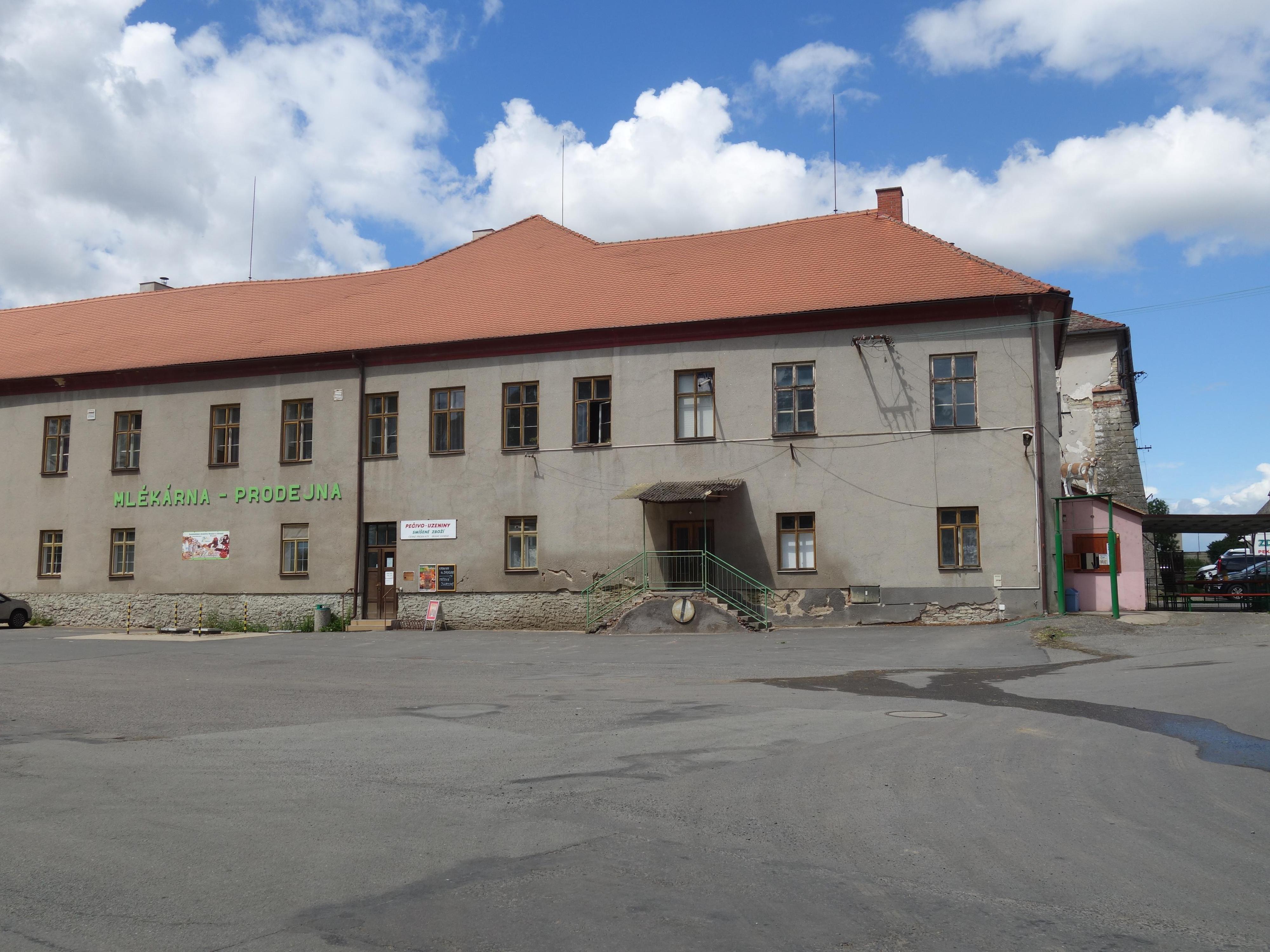 Zemědělské družstvo Rosice u Chrasti, družstvo foto 3