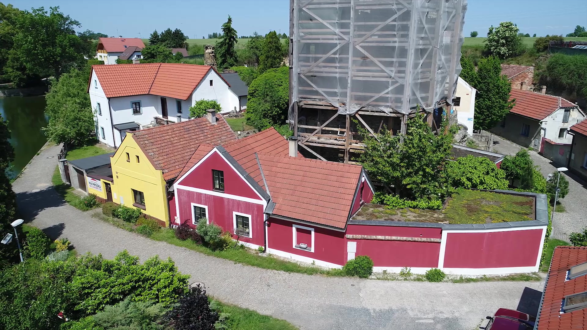 Ing. Jaroslav Denemark, certifikovaný realitní makléř foto 2 (náhled videa)