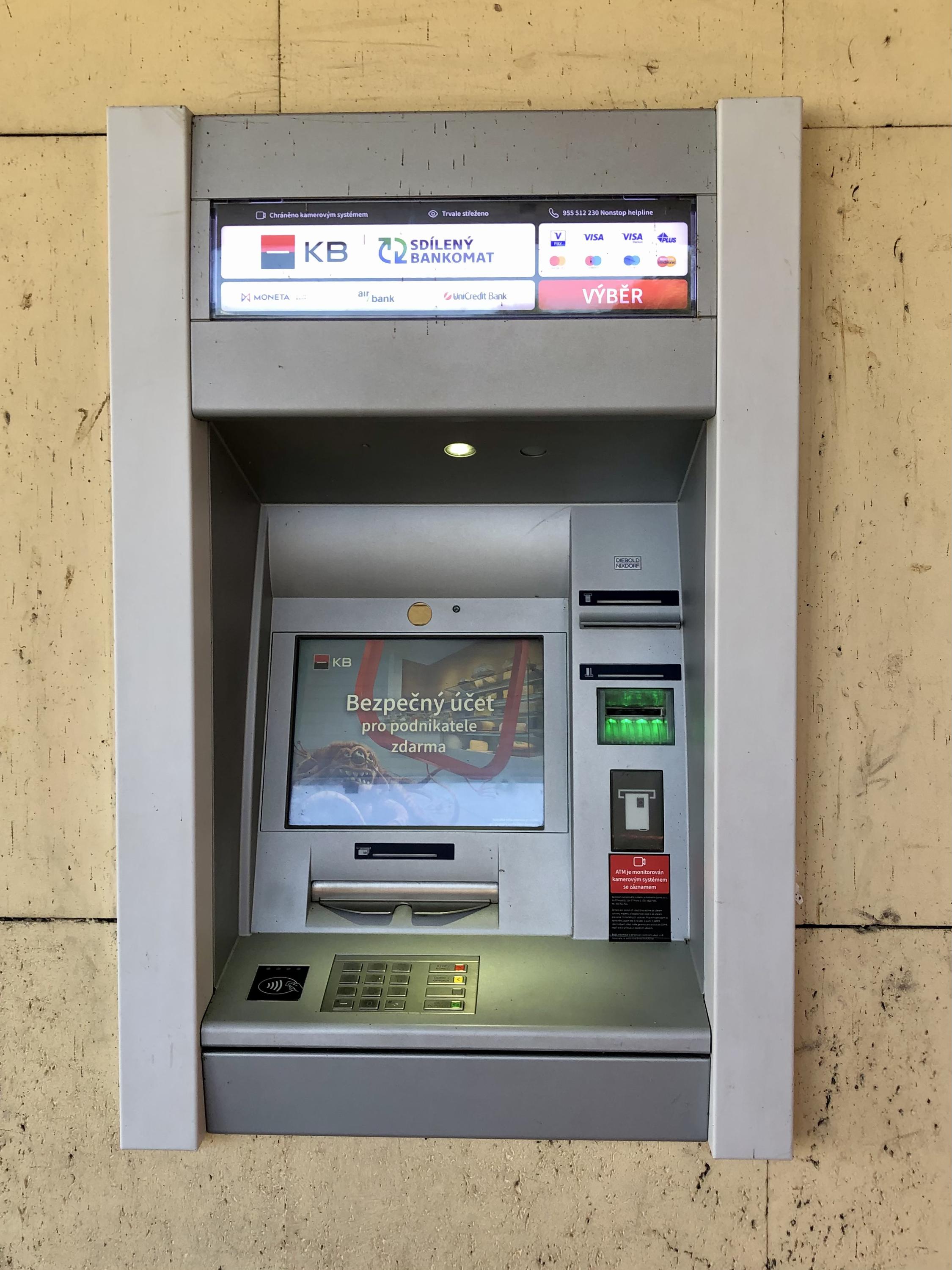 Bankomat Komerční banky foto 4