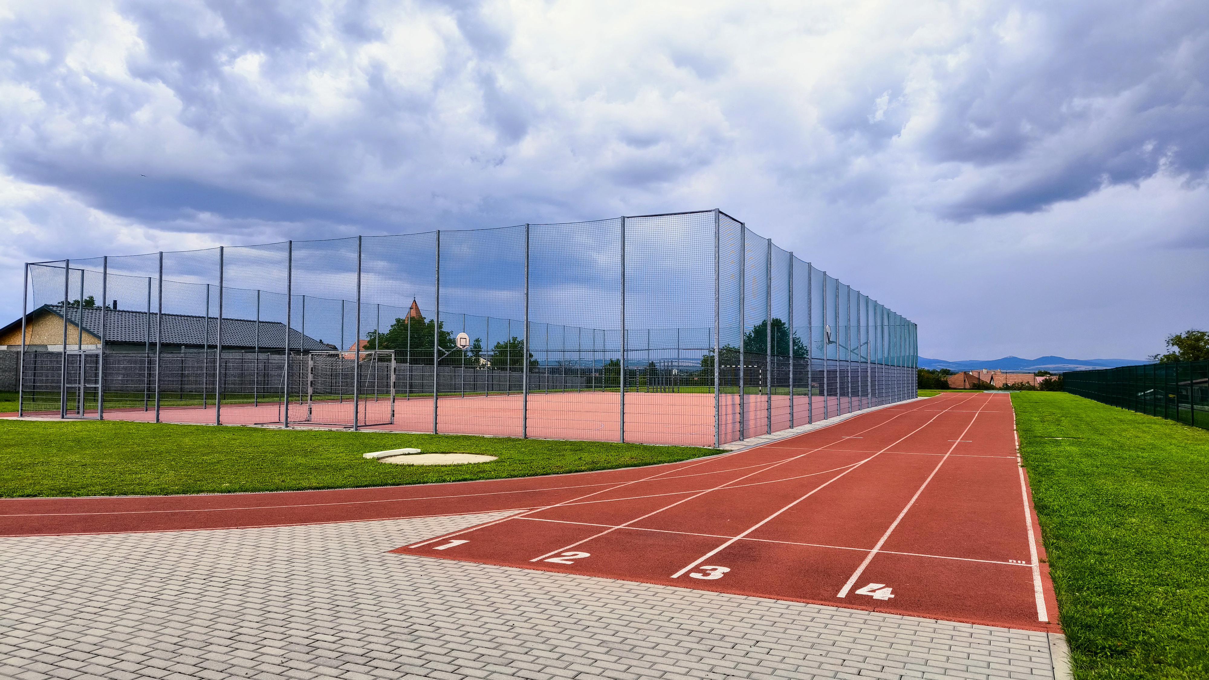 Víceúčelové hřiště Ostrožská Nová Ves foto 5