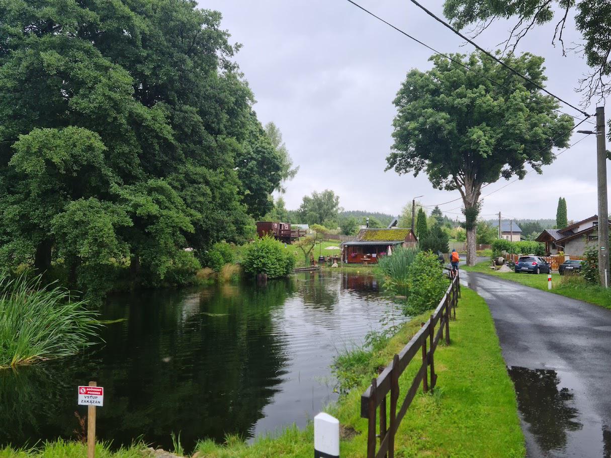 Občerstvení u rybníka foto 3