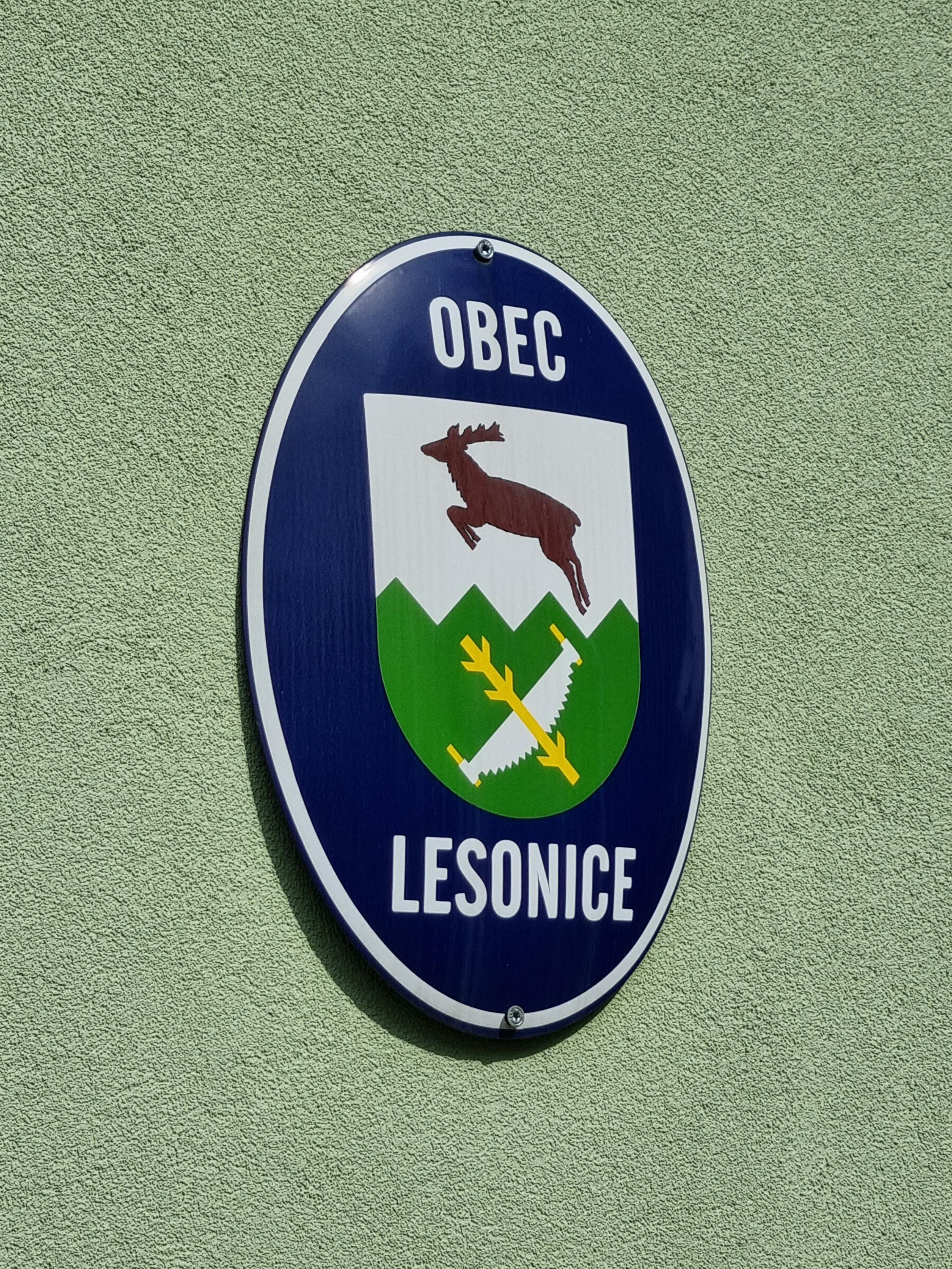 Lesonice - obecní úřad foto 2