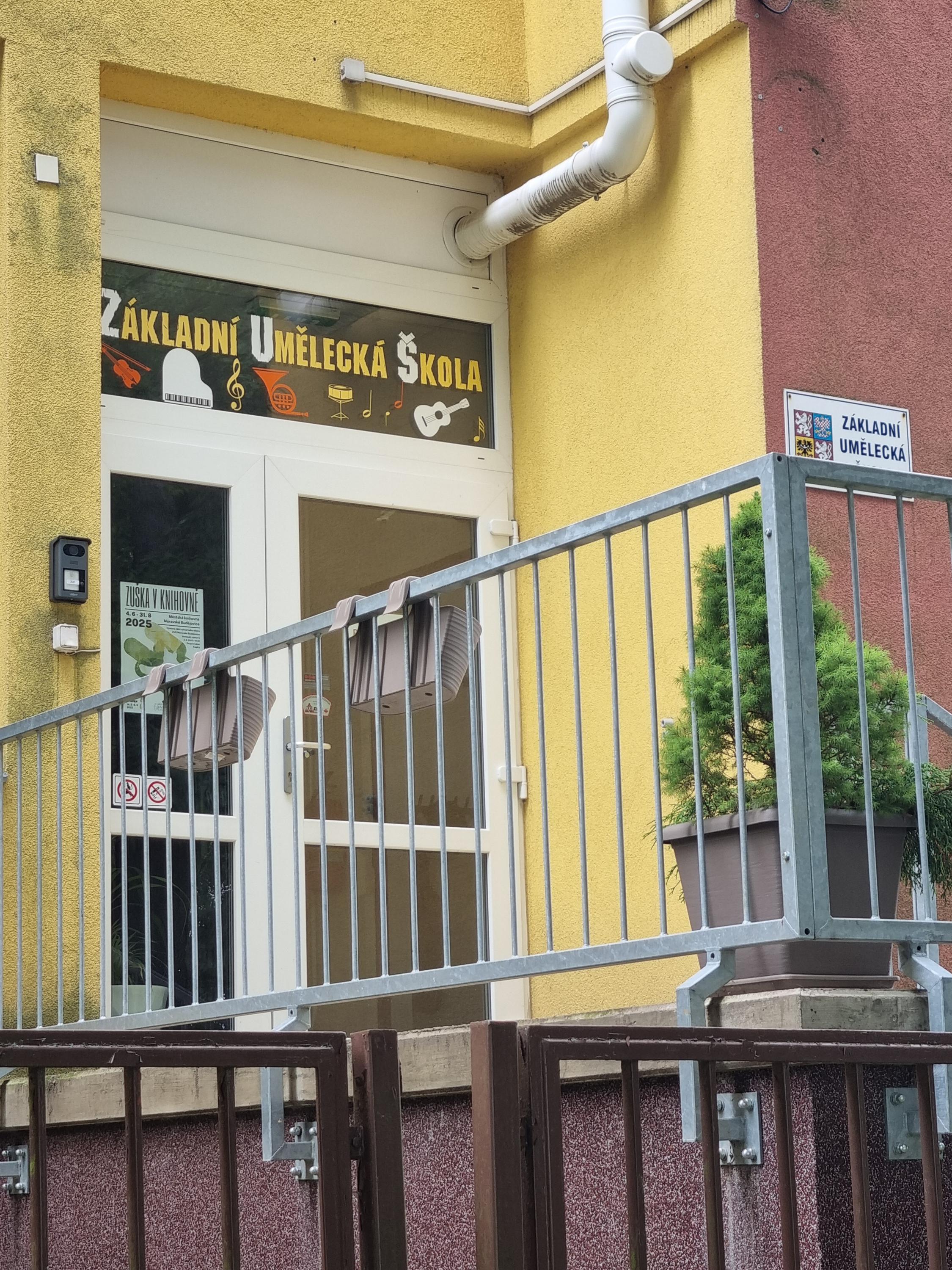Základní umělecká škola Moravské Budějovice foto 1