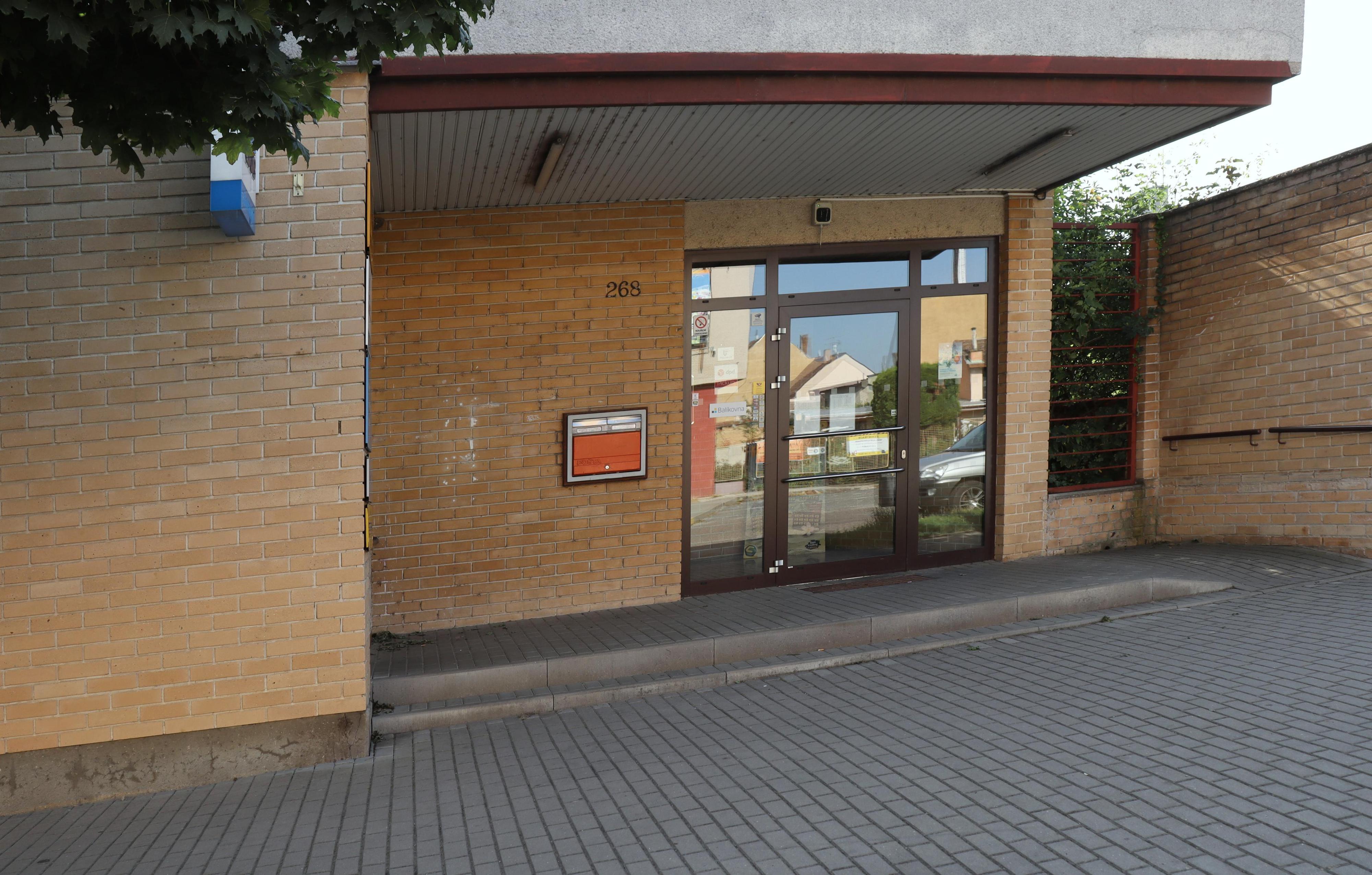 Pošta Heřmanův Městec foto 2
