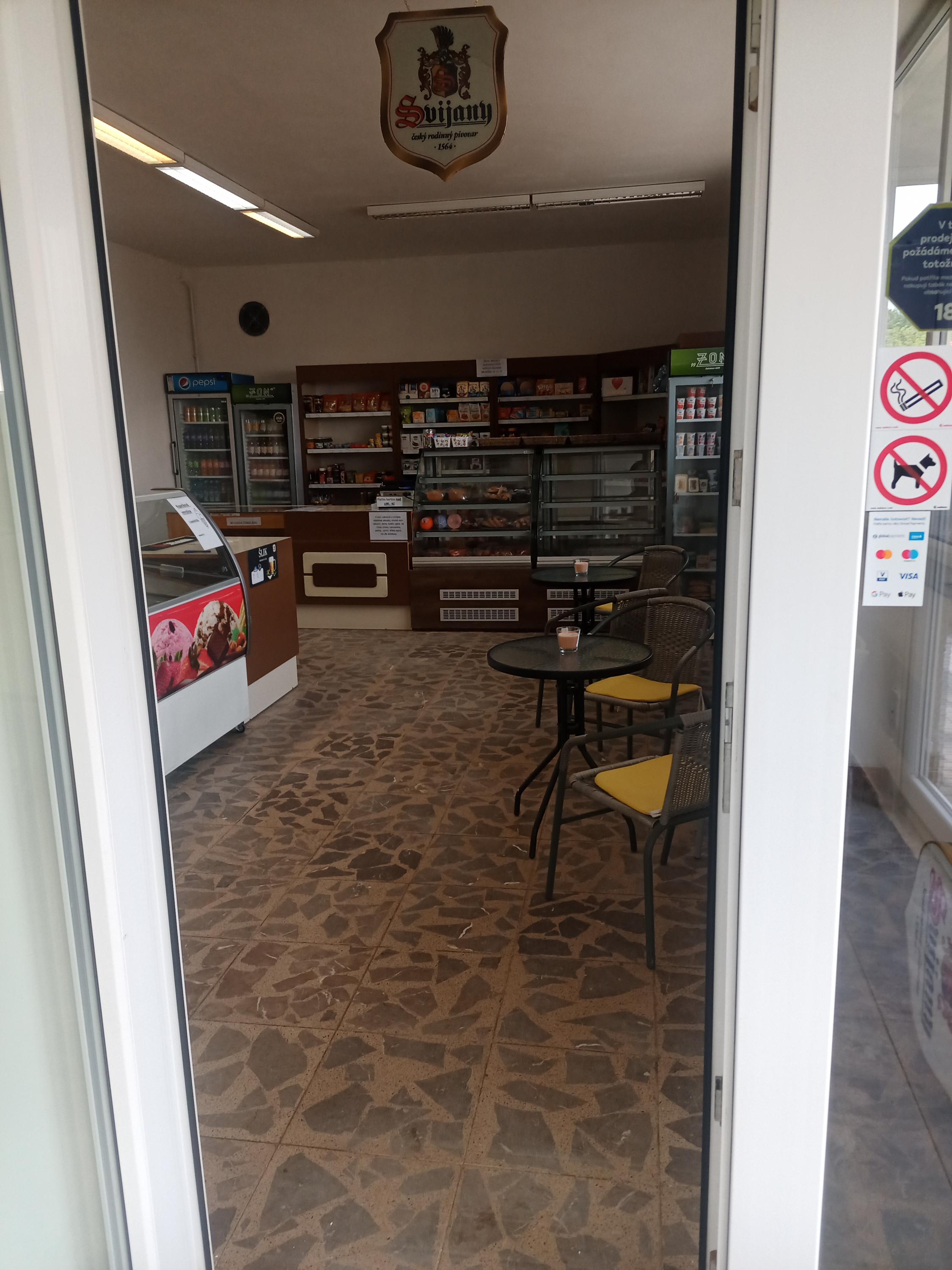 Cukrárna / Bistro / Potraviny Na návsi Hatín foto 4