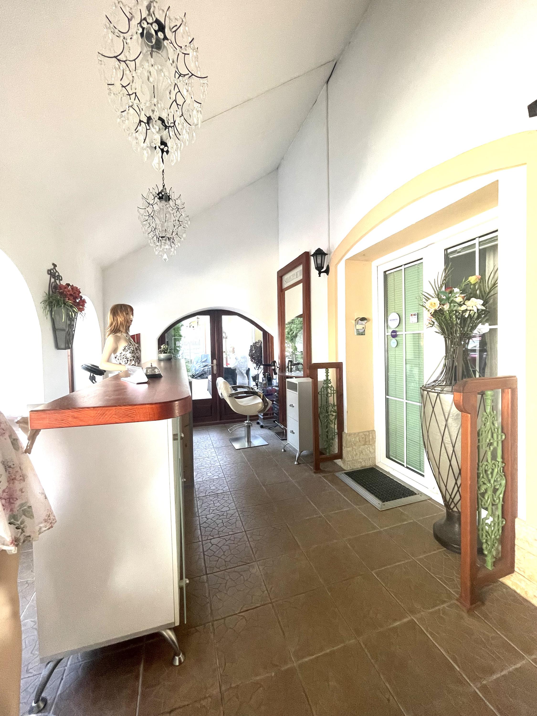 Kadeřnický salon Vila- Roman Šefl foto 3