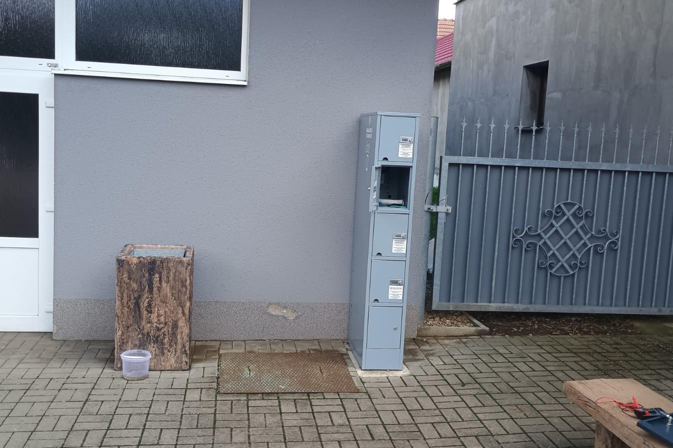 Nabíjecí stanice pro elektrokola a mobilní zařízení