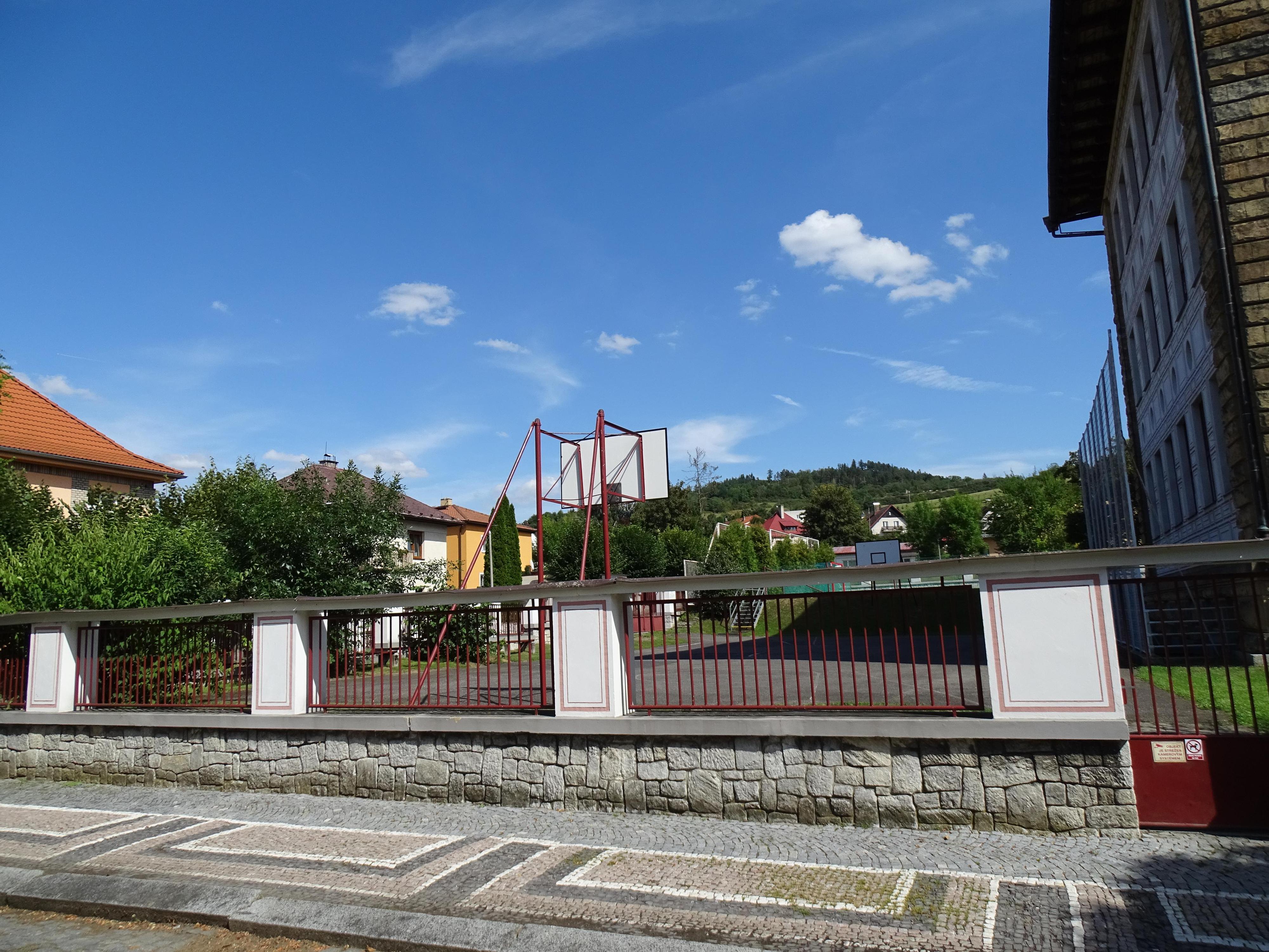 ZŠ T. G. Masaryka Sušice, Dr. Ed. Beneše foto 3