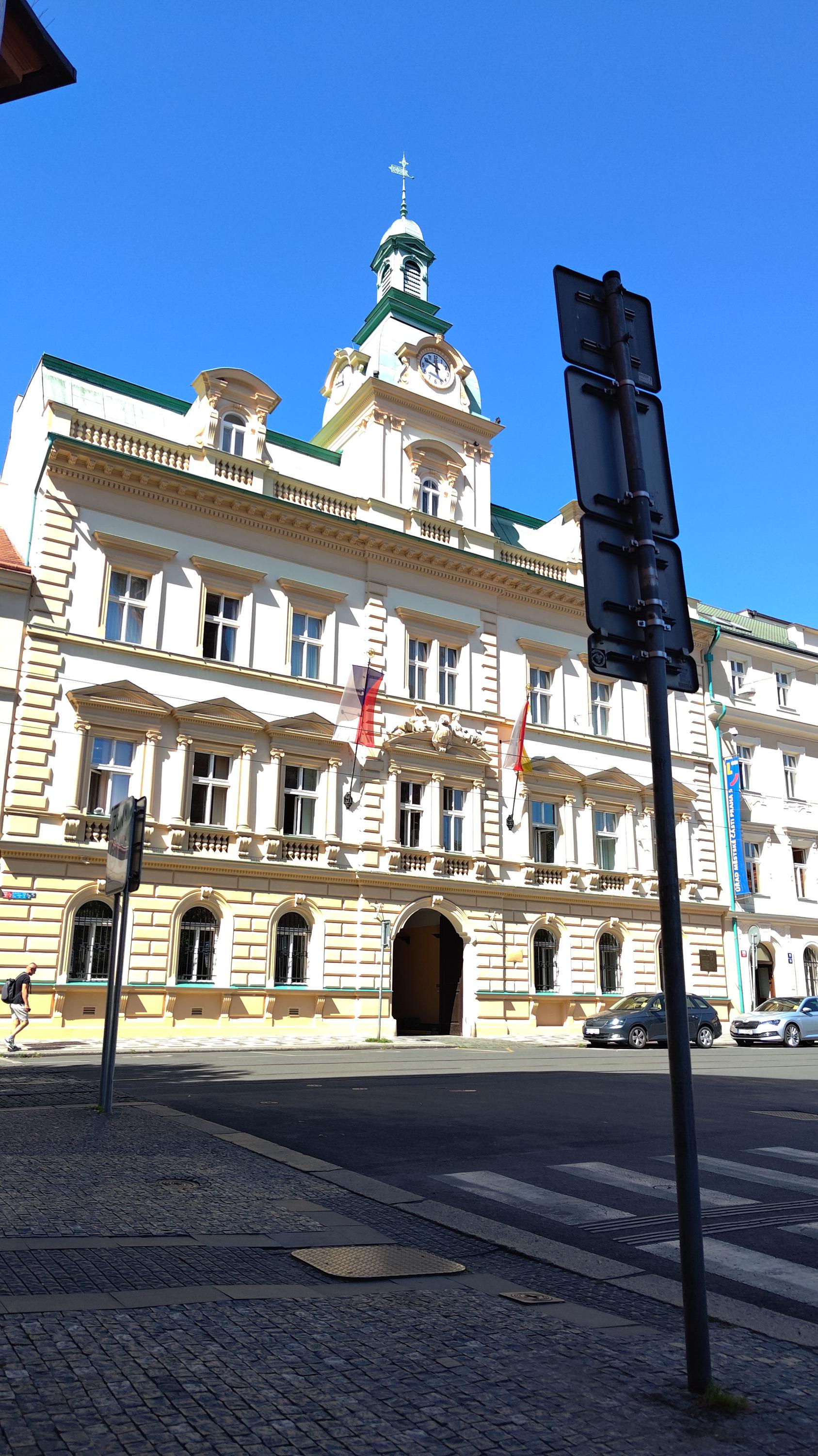 Úřad městské části Praha 5 foto 5