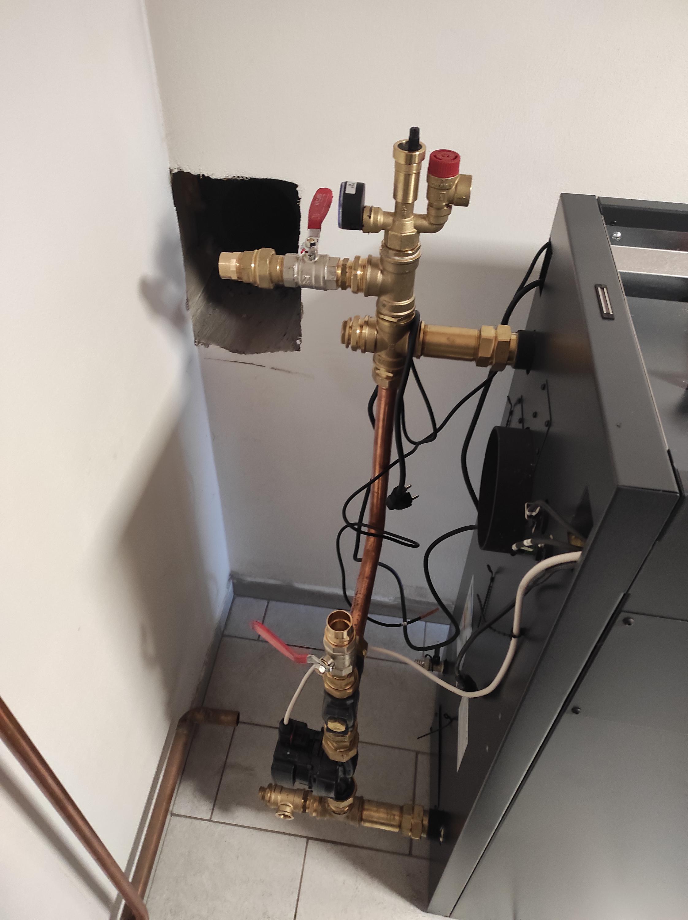 Vodo-Topo-plyn -Sanita Rudolf Valenta foto 6