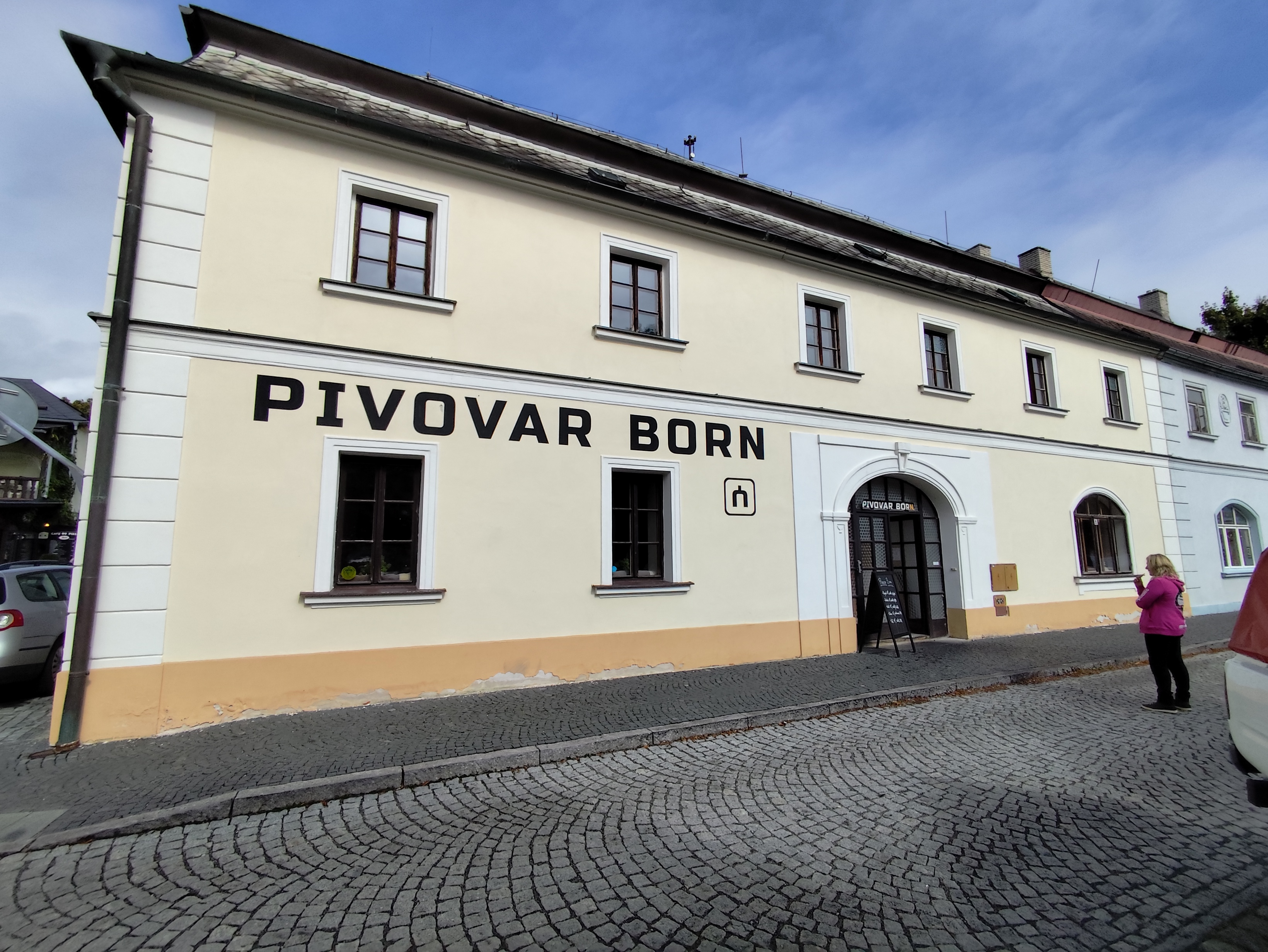 Restaurace Pivovar BORN foto 3