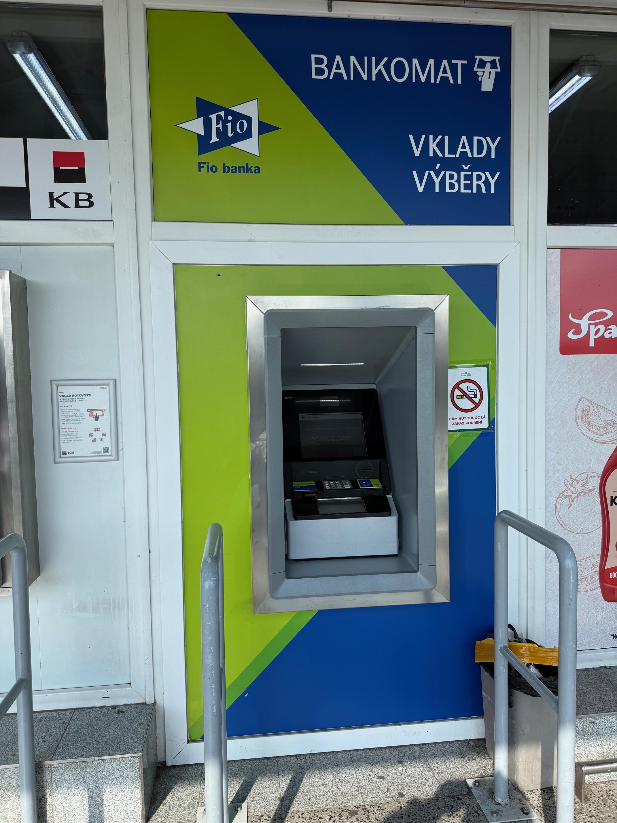 Bankomat Fio banky foto 2