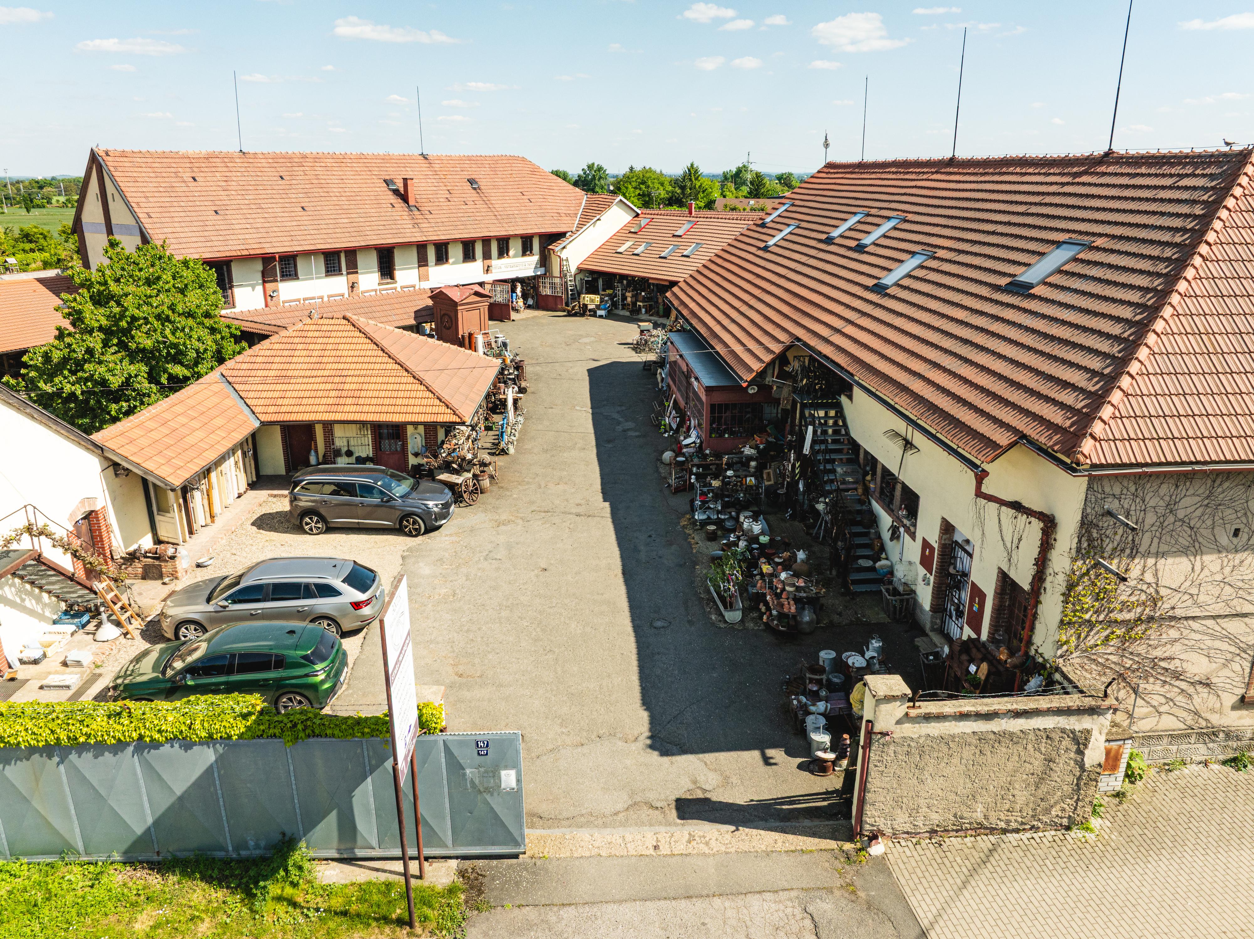 Nábytek Spomyšl foto 6