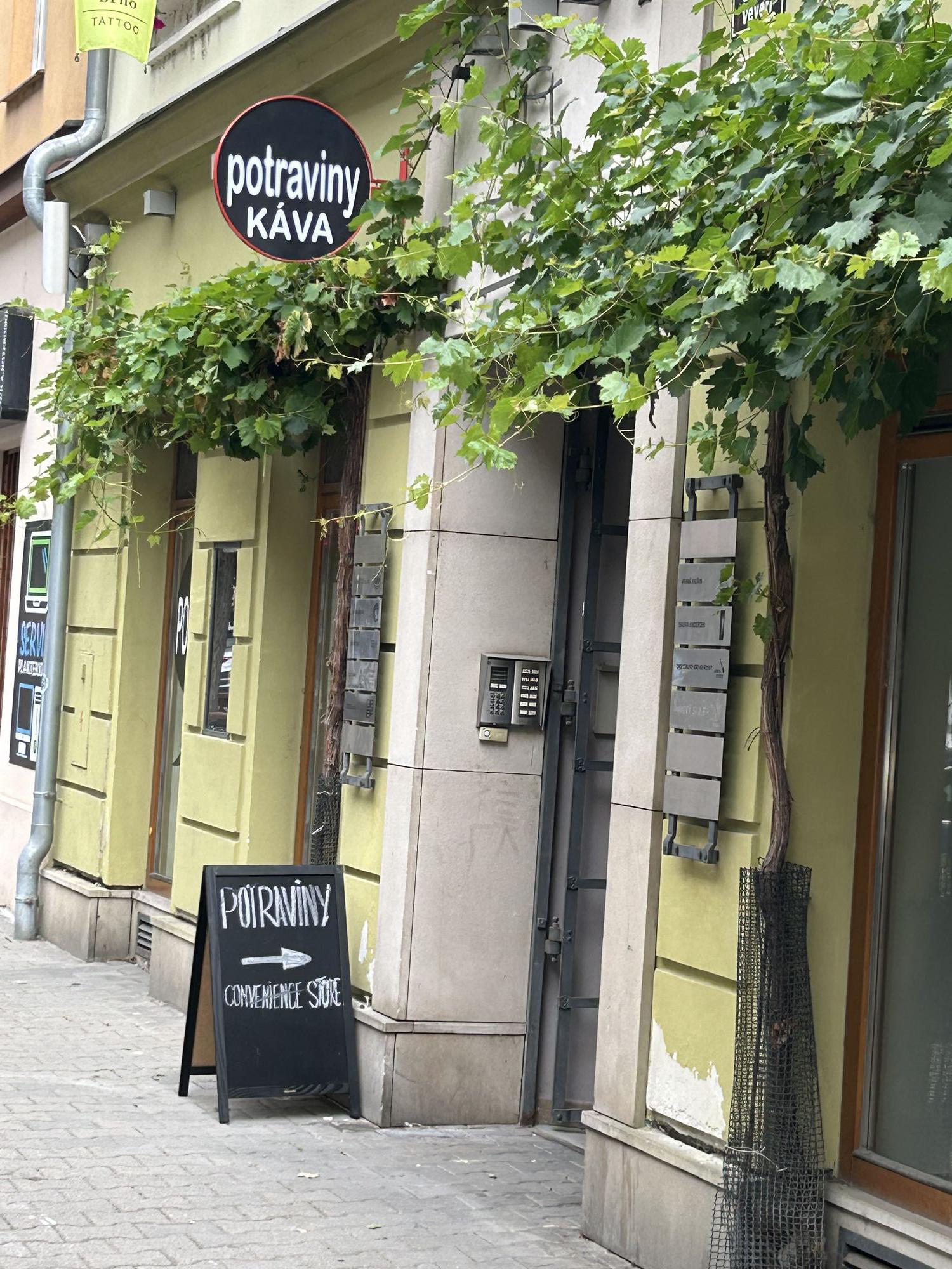 Potraviny Slovákova foto 5