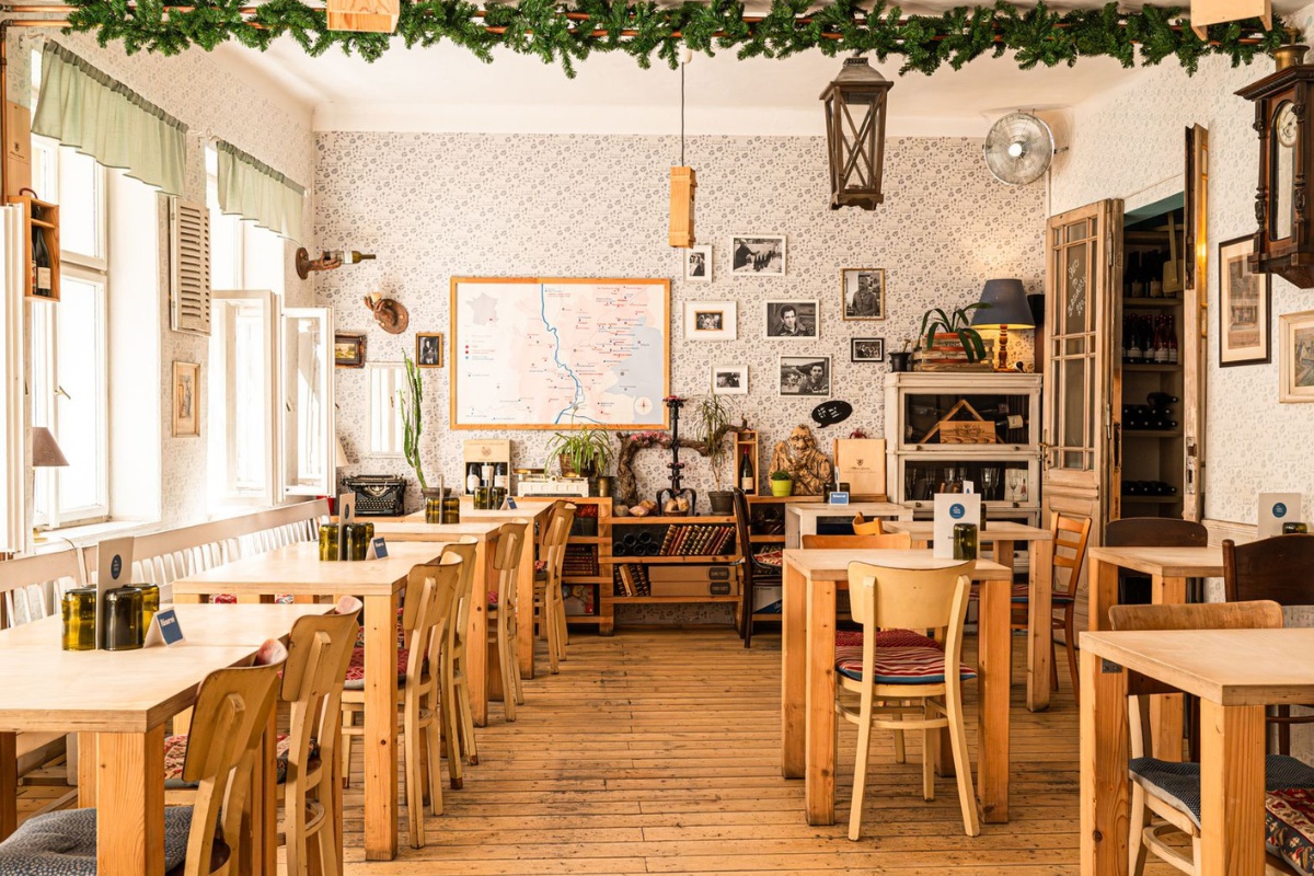 Vinárna Na břehu Rhôny