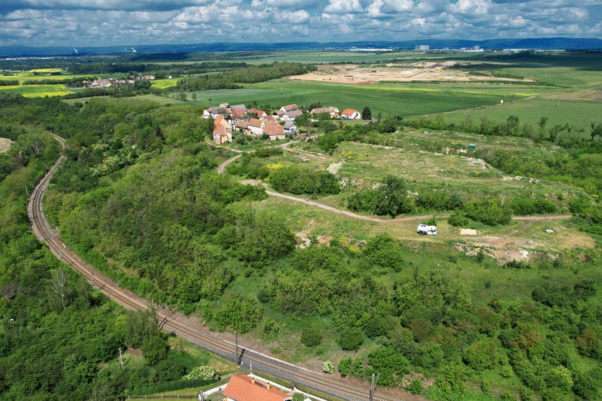 Terasa nad Ohří a nad mořem chmelnic