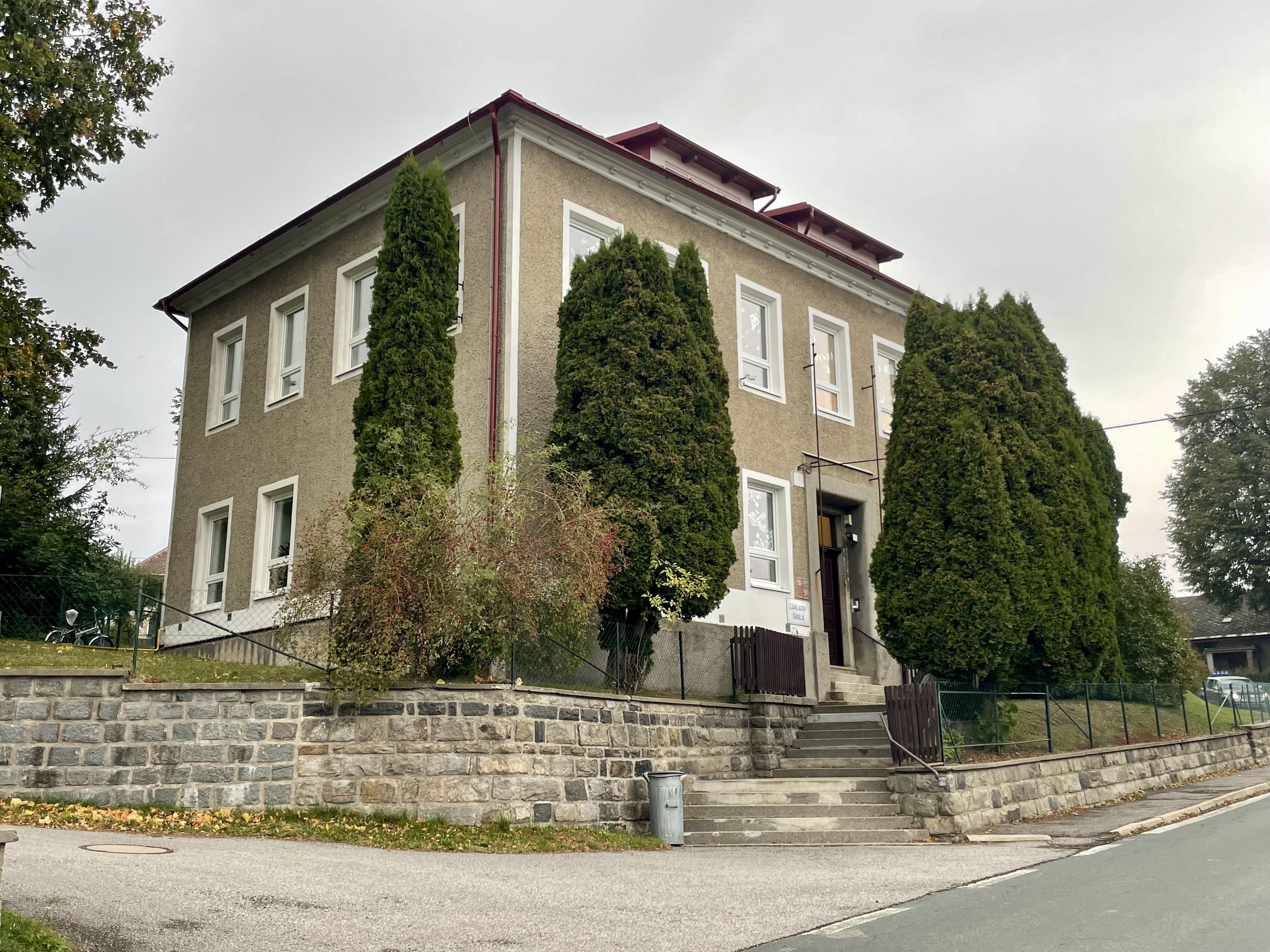 ZŠ a MŠ Světnov - Základní škola