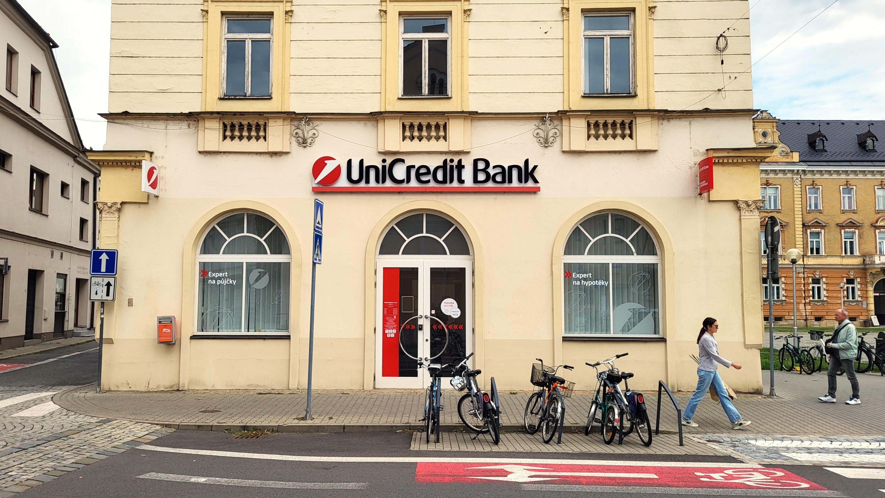 Bankomat UniCredit Bank Czech Republic foto 6