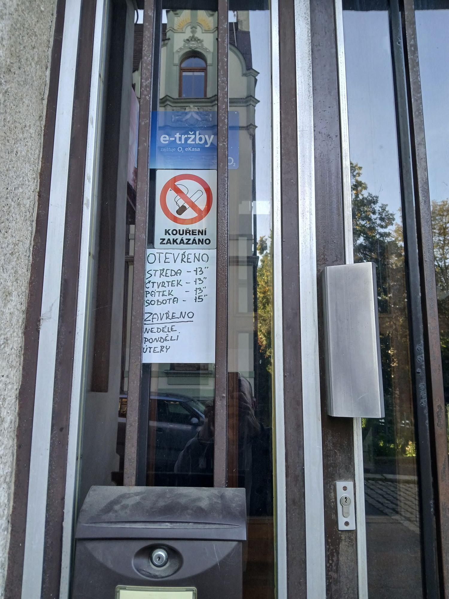 Hospoda Revoluční	1018/14 foto 2