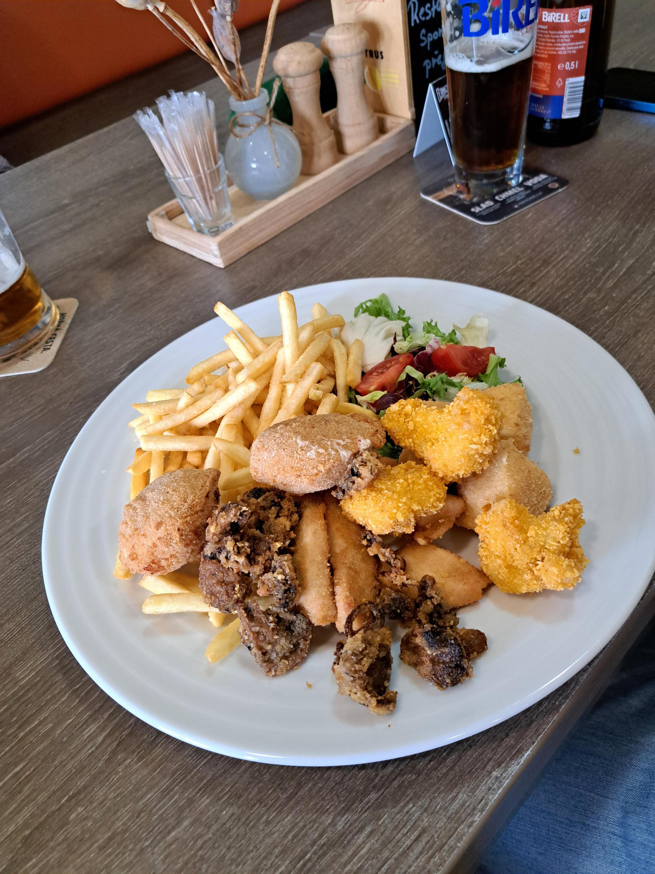 Restaurace a sportoviště Bílov foto 6