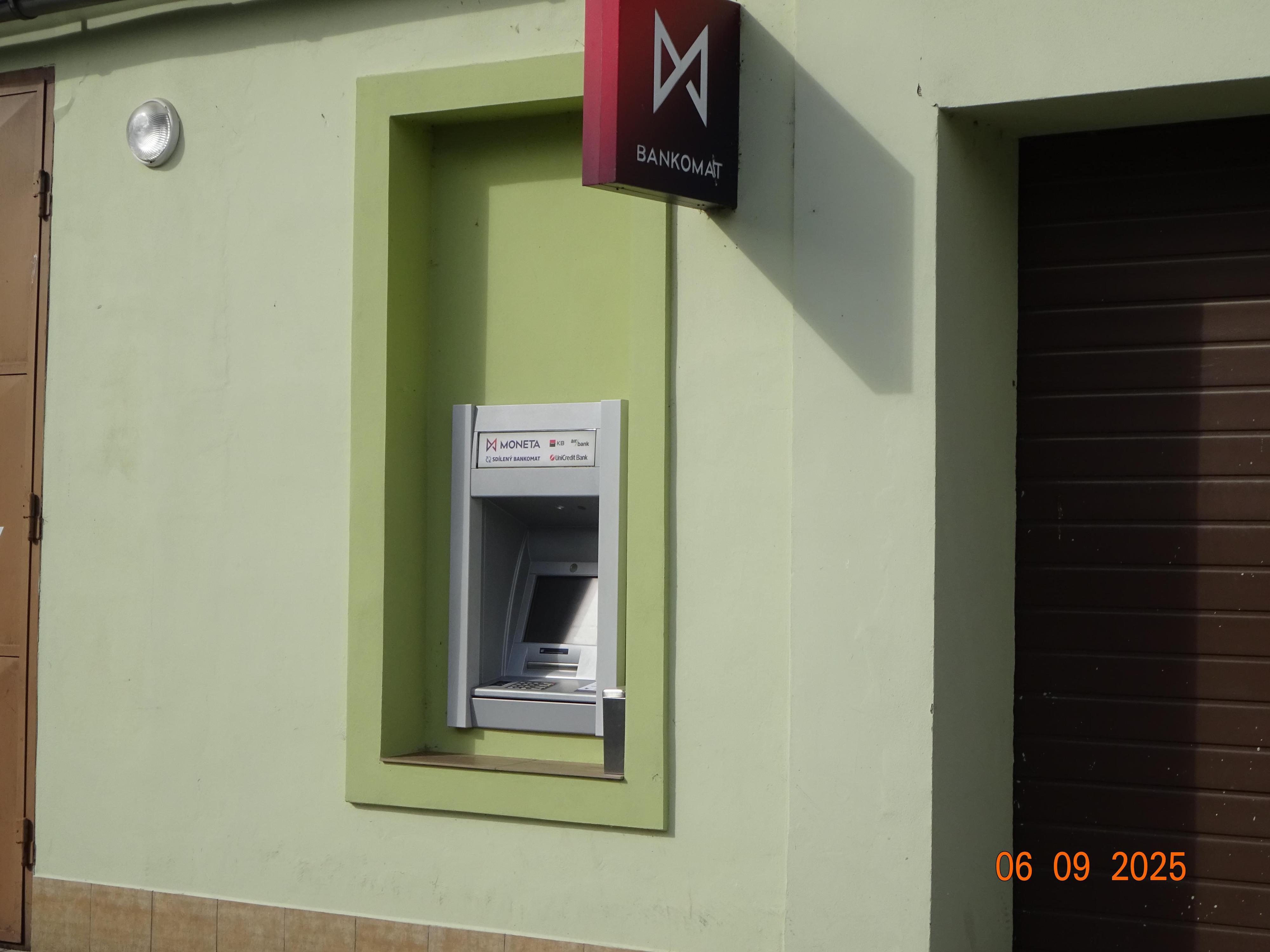 Bankomat MONETA Money Bank foto 2